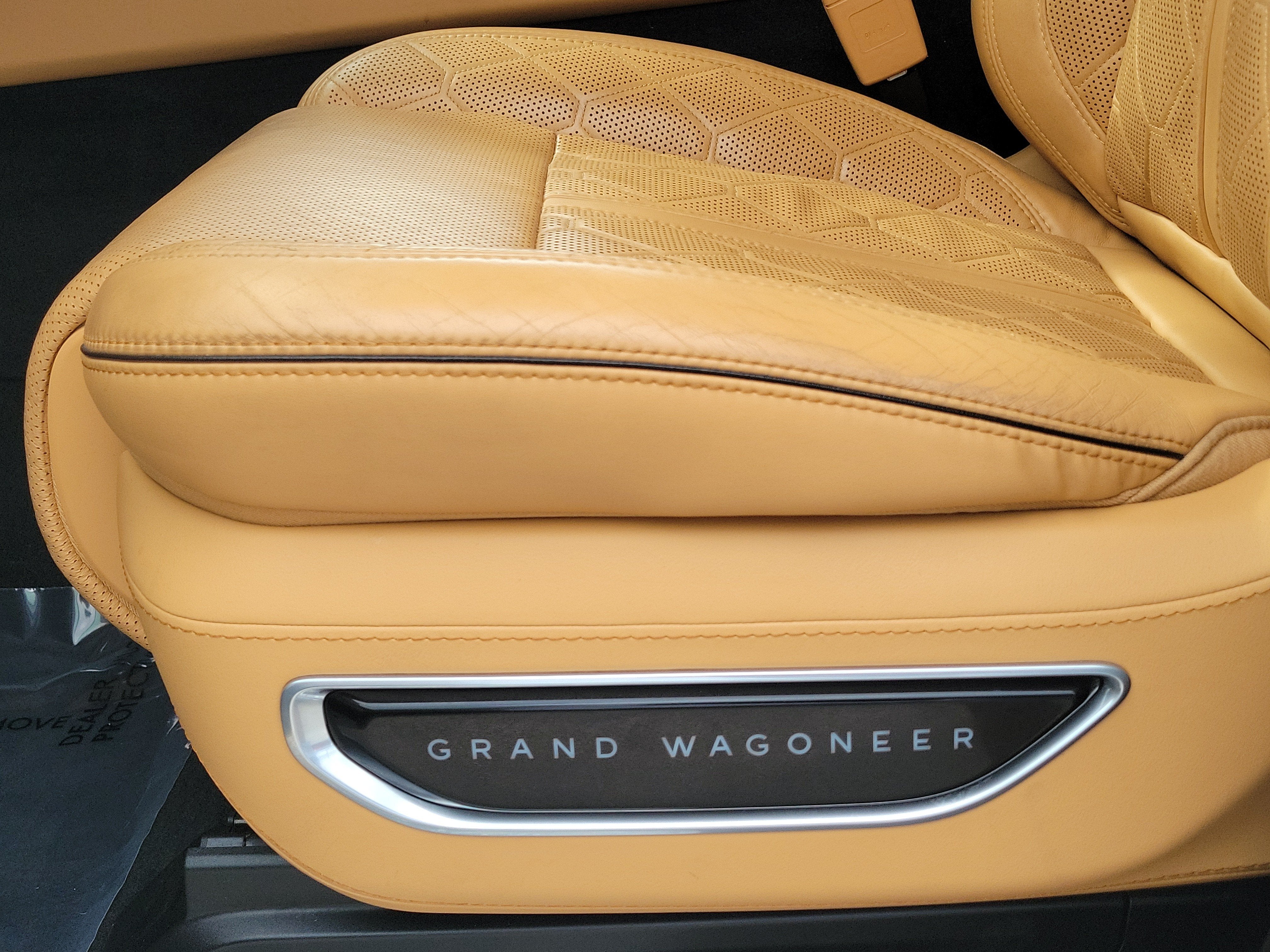 2023 Jeep Grand Wagoneer L Series III 4WD