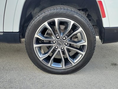 2023 Jeep Grand Wagoneer L Series III 4WD