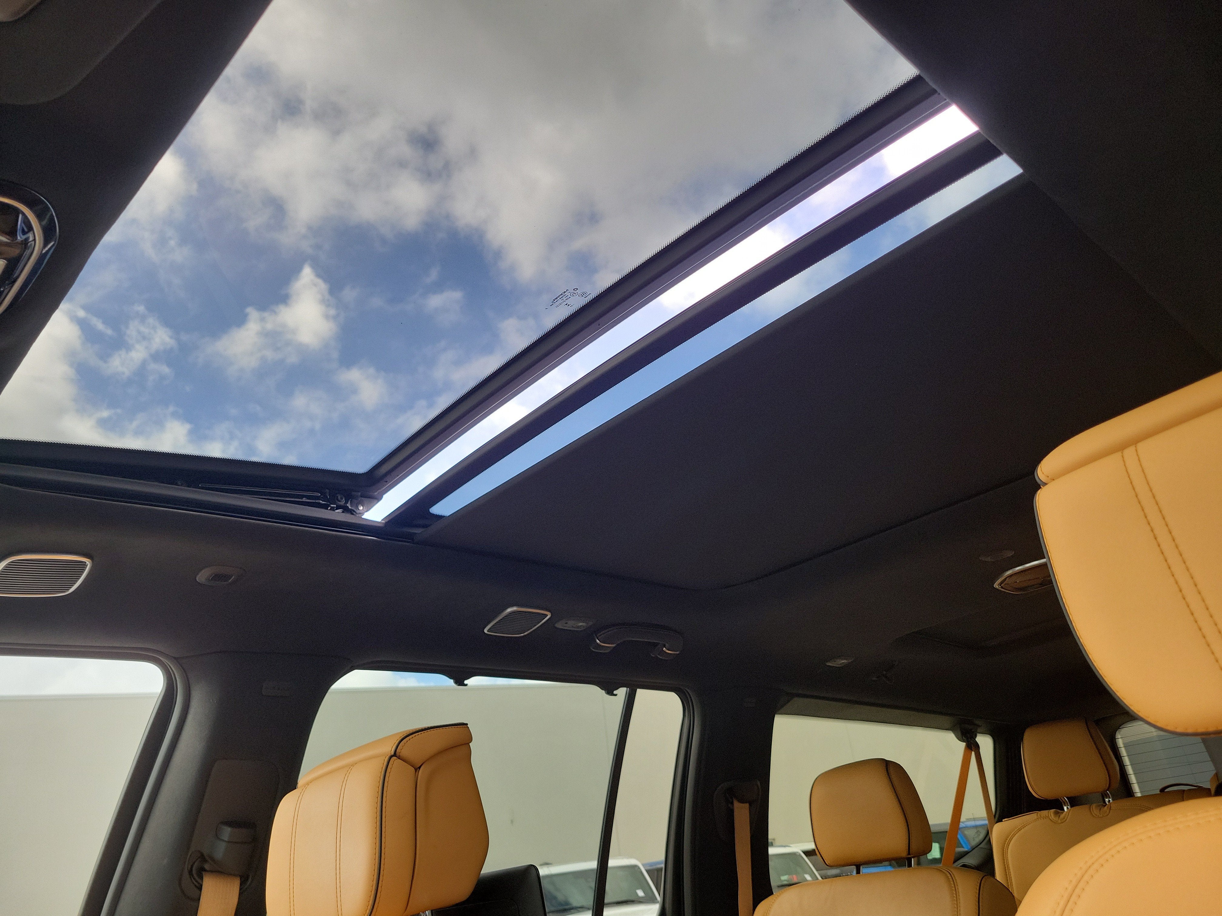 2023 Jeep Grand Wagoneer L Series III 4WD