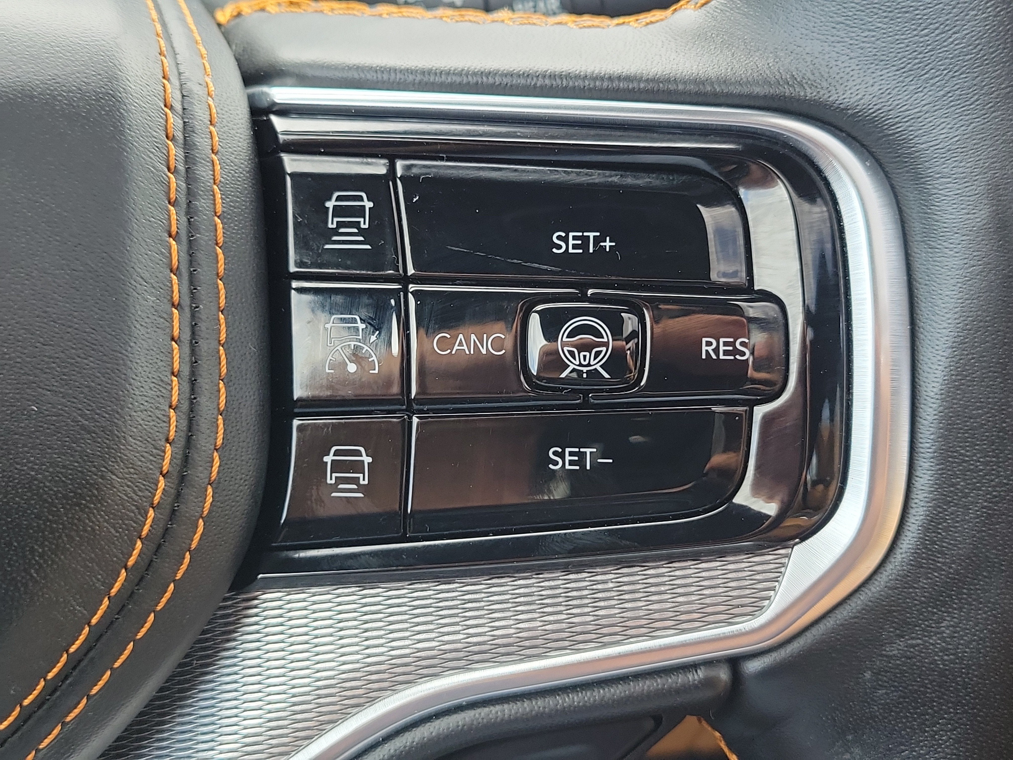 2023 Jeep Grand Wagoneer L Series III 4WD