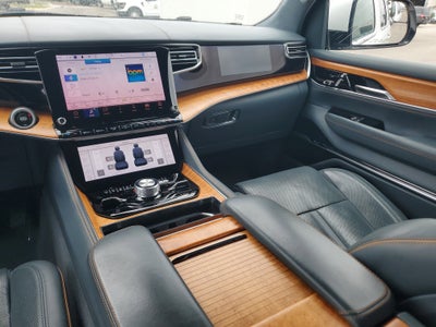 2022 Jeep Grand Wagoneer Series II