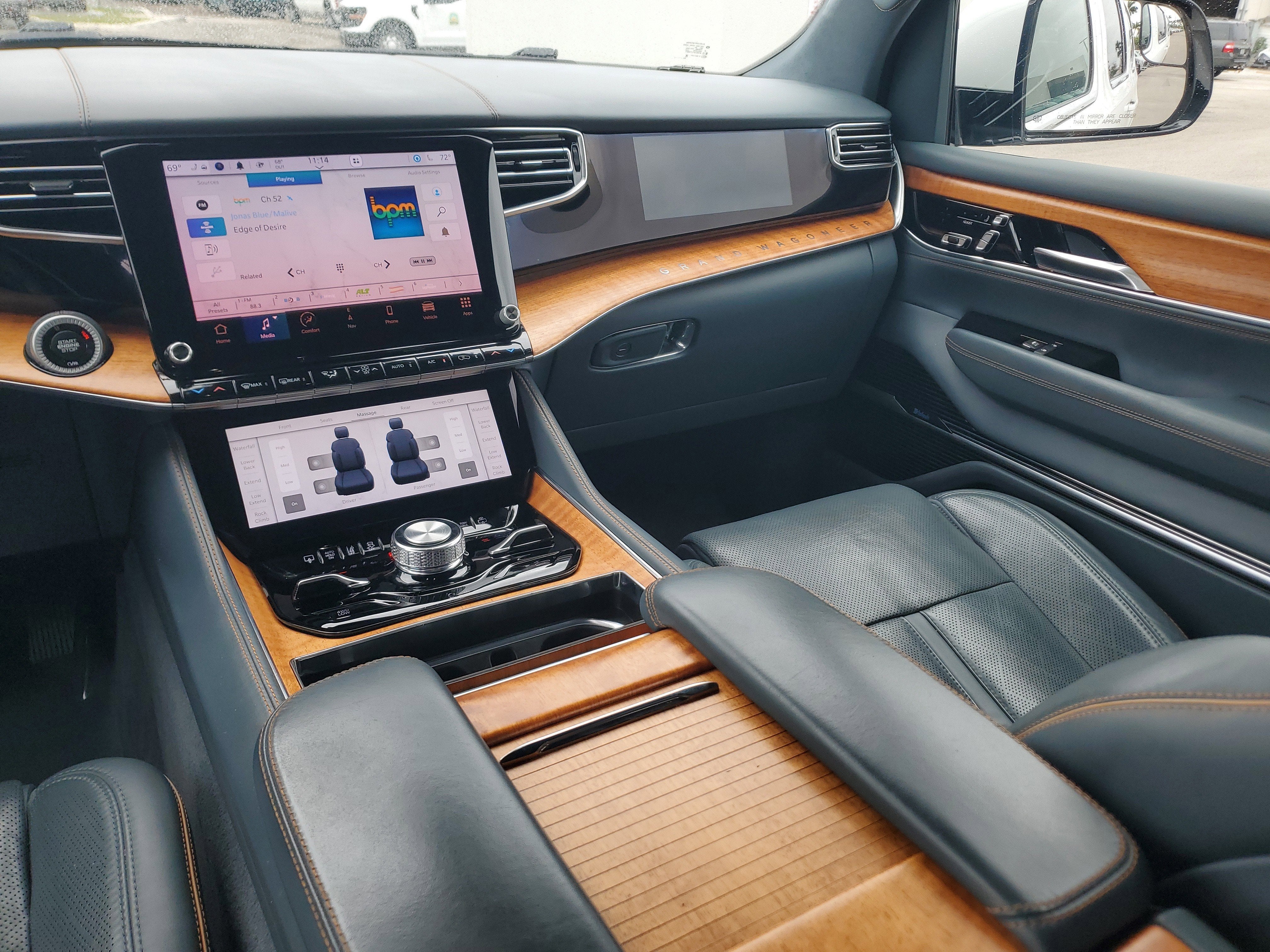 2022 Jeep Grand Wagoneer Series II