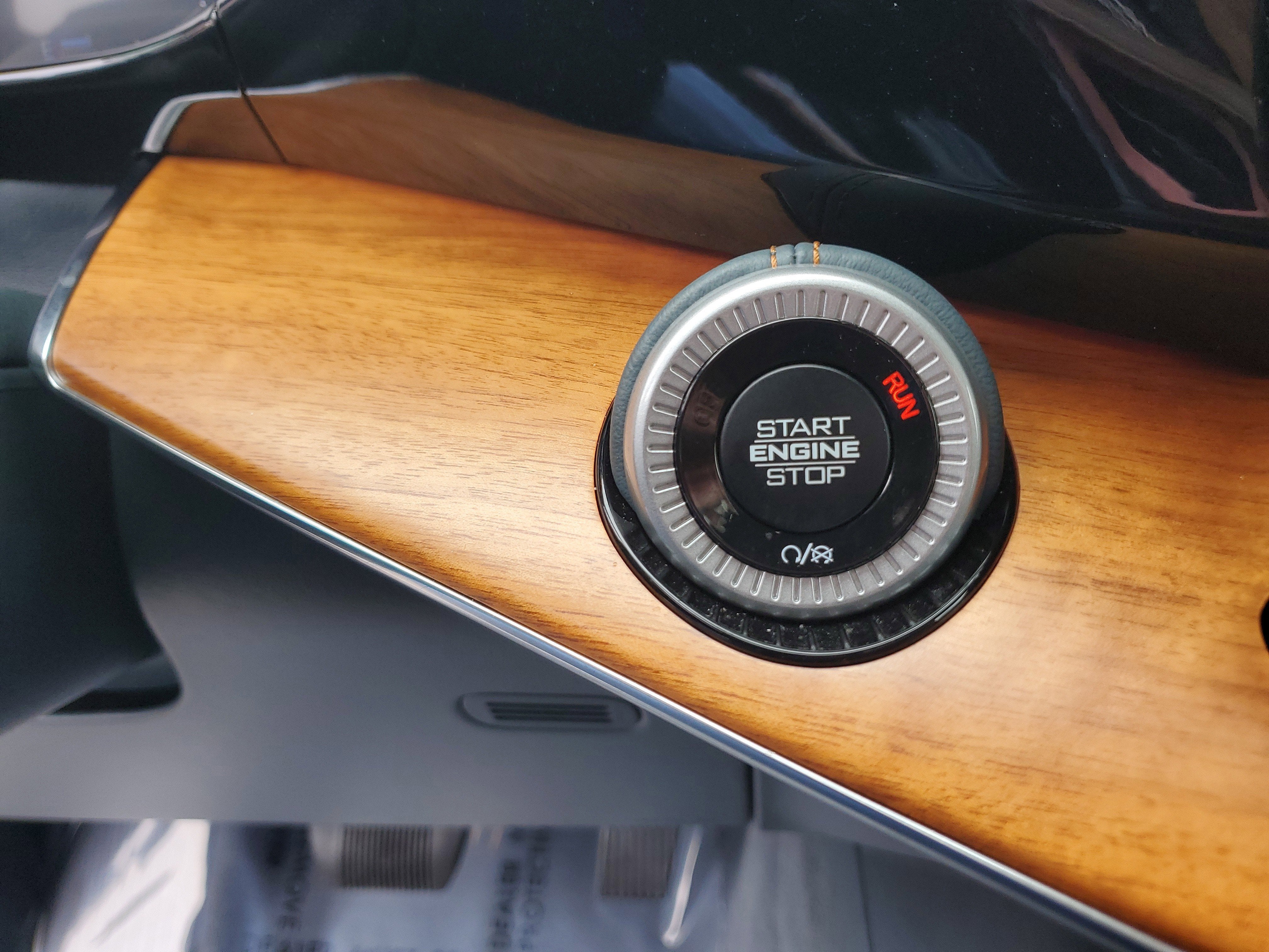 2022 Jeep Grand Wagoneer Series II