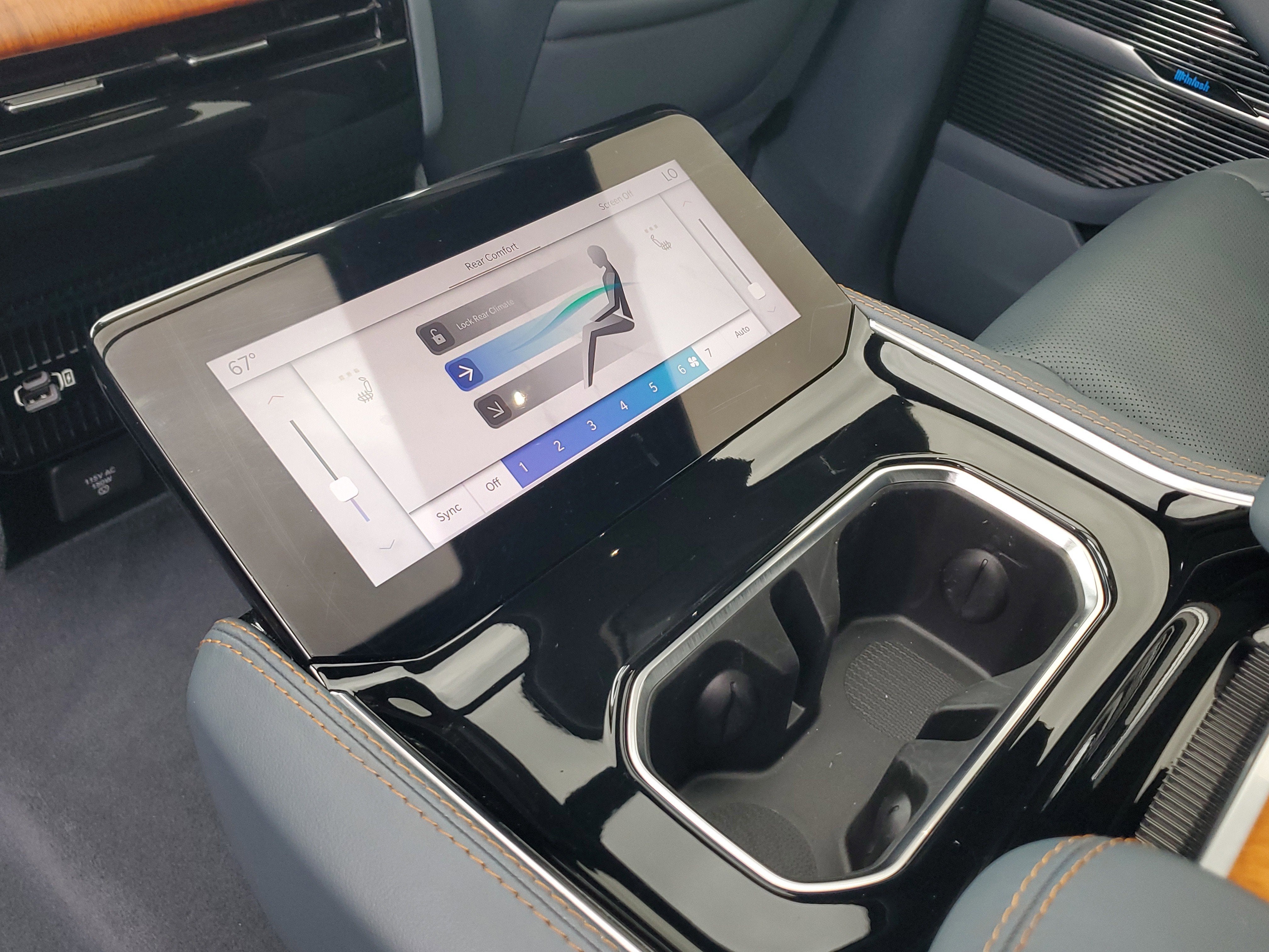 2022 Jeep Grand Wagoneer Series II