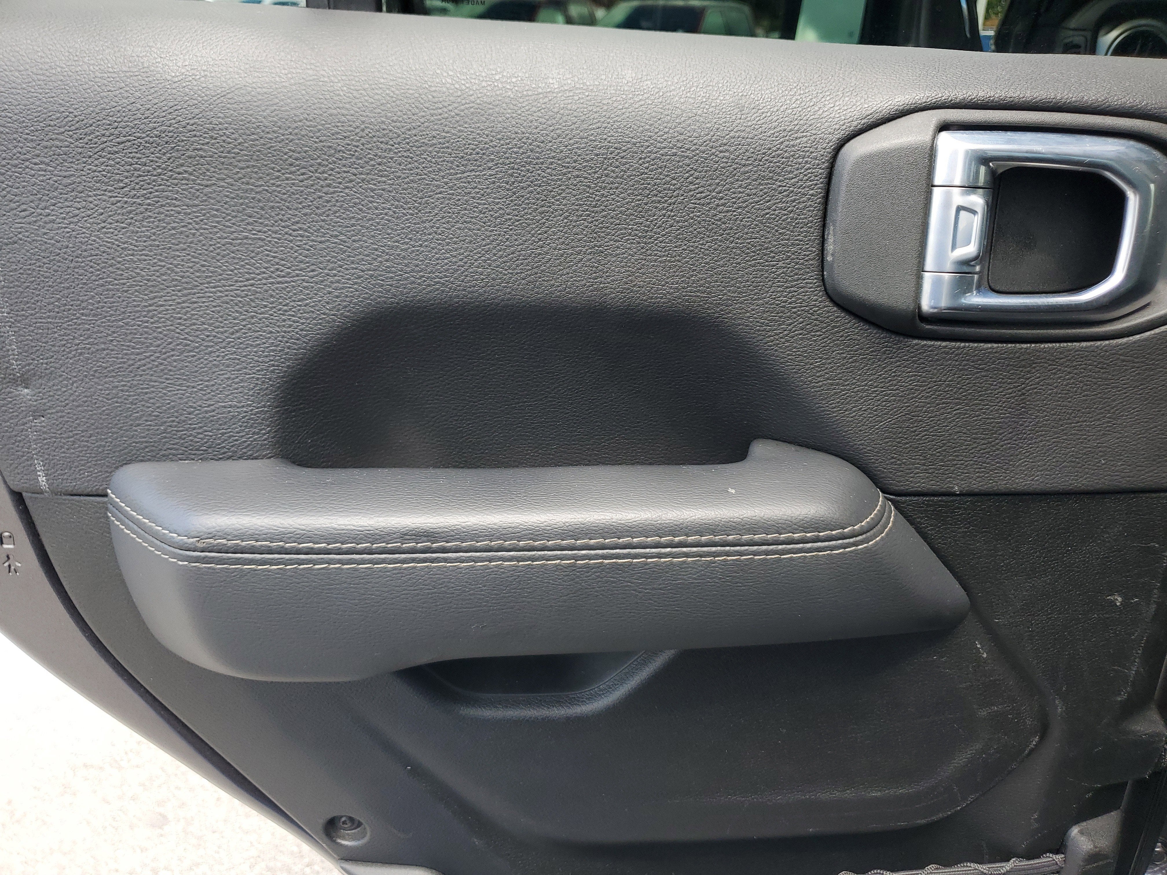 2022 Jeep Gladiator Overland 4WD