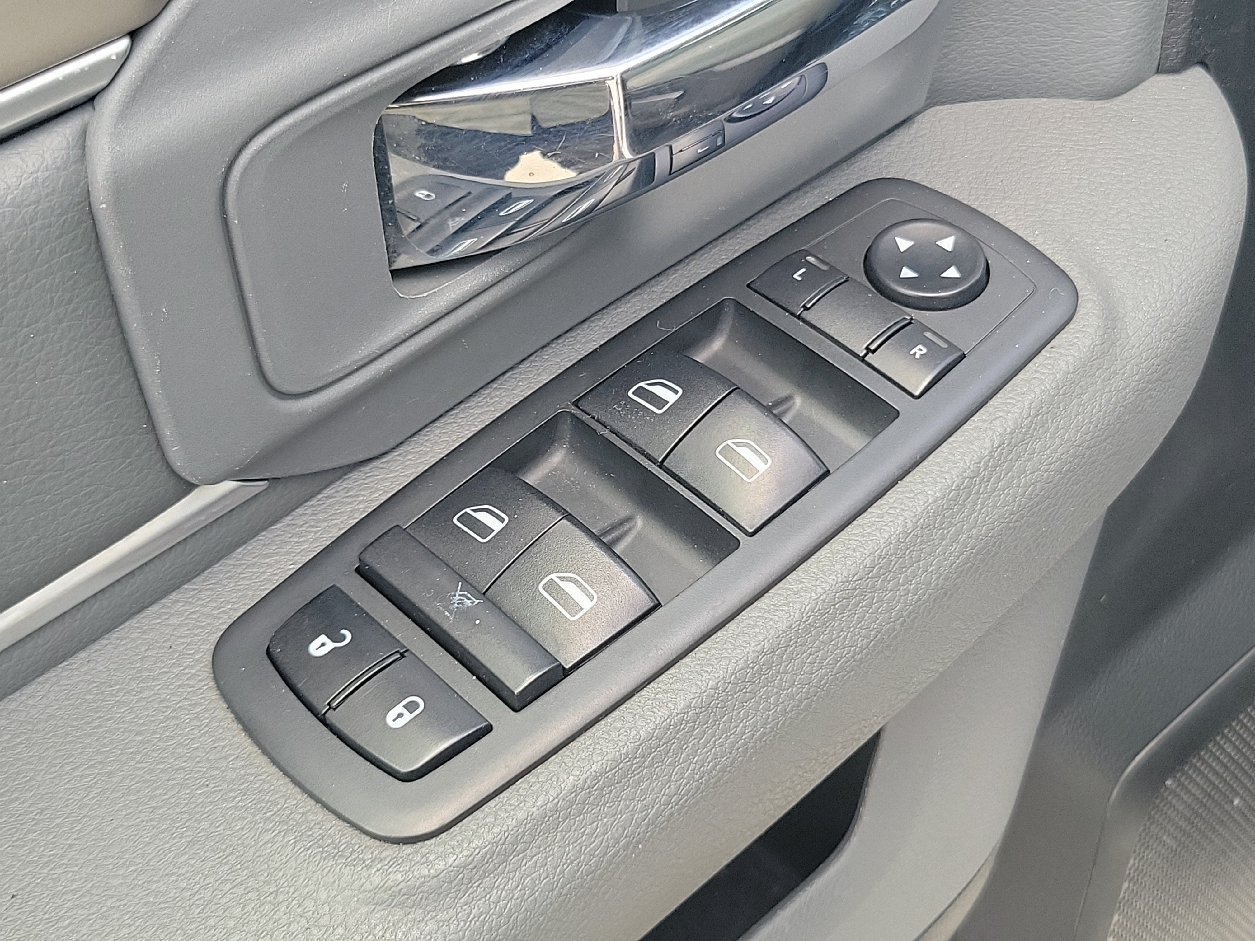 2019 RAM 1500 Classic SLT