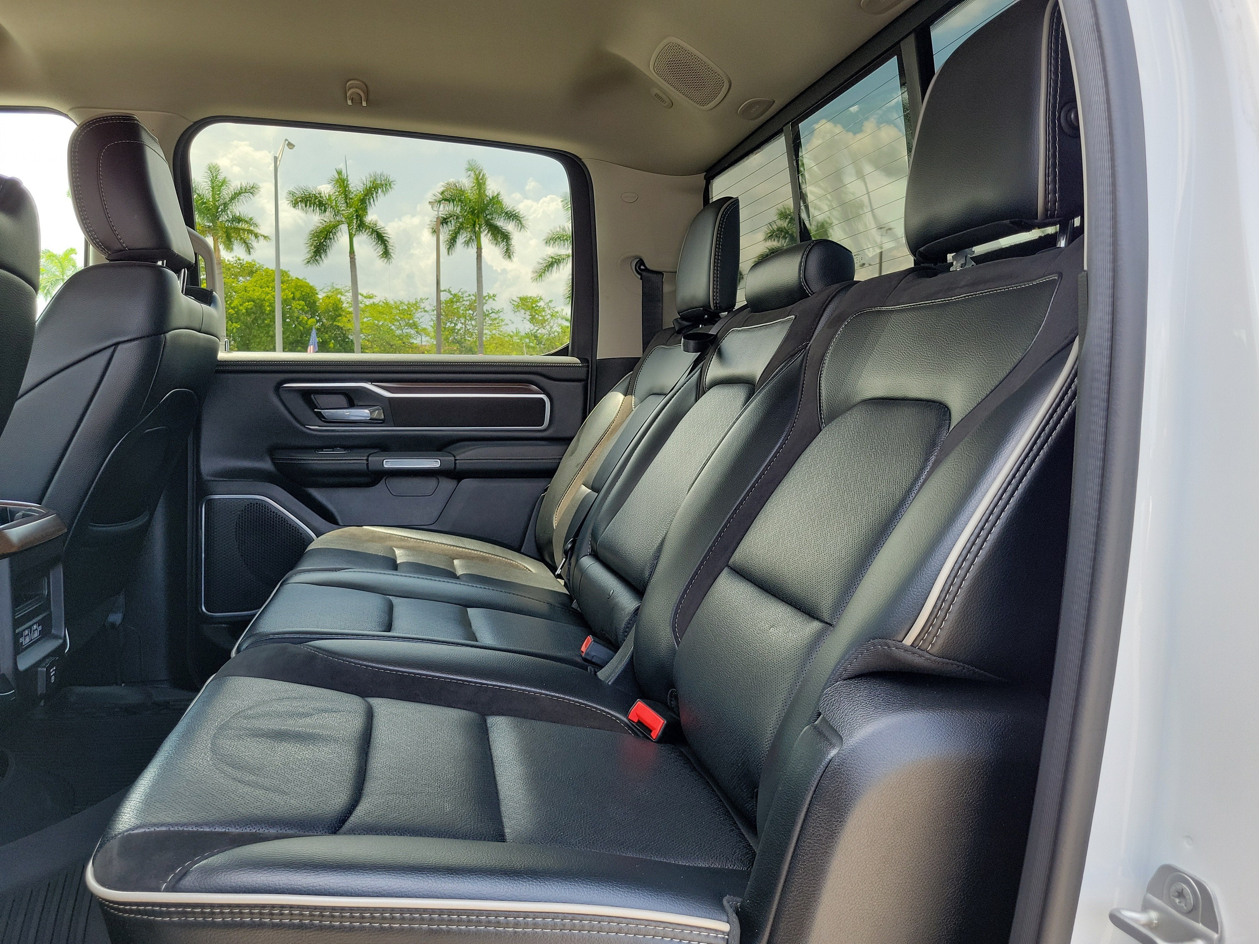 2022 RAM 1500 Laramie 4WD