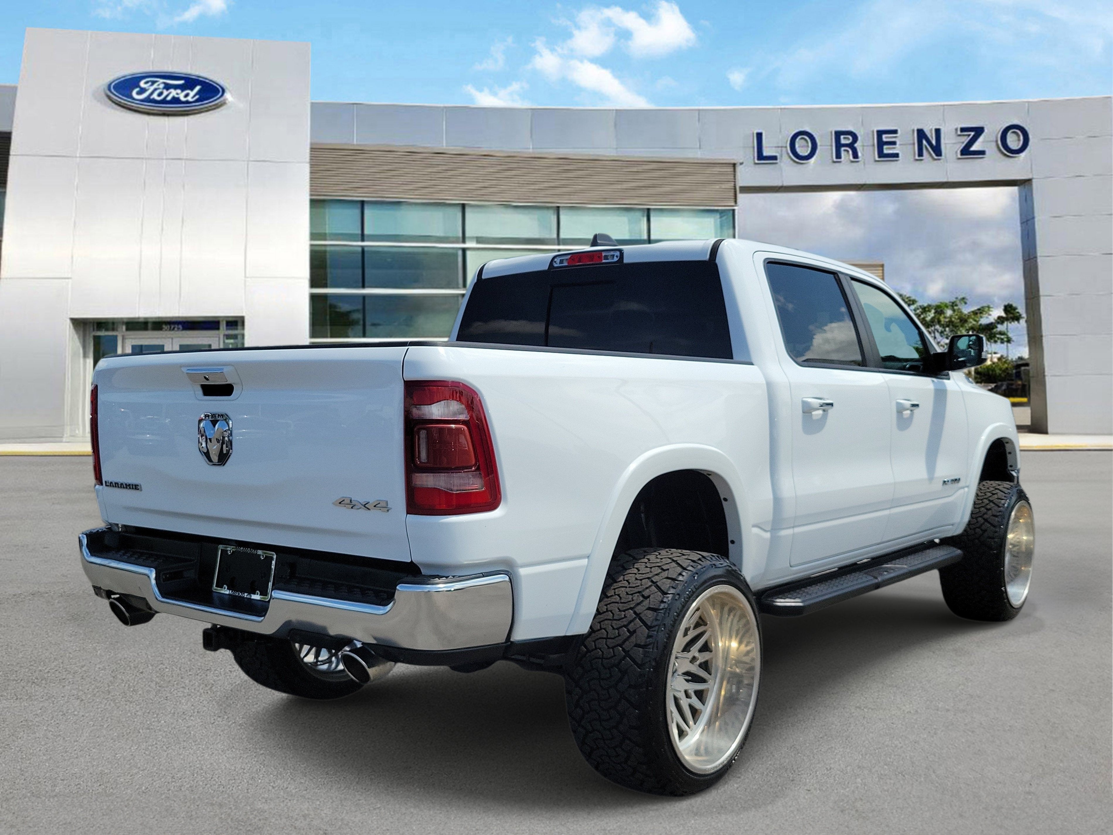 2022 RAM 1500 Laramie 4WD