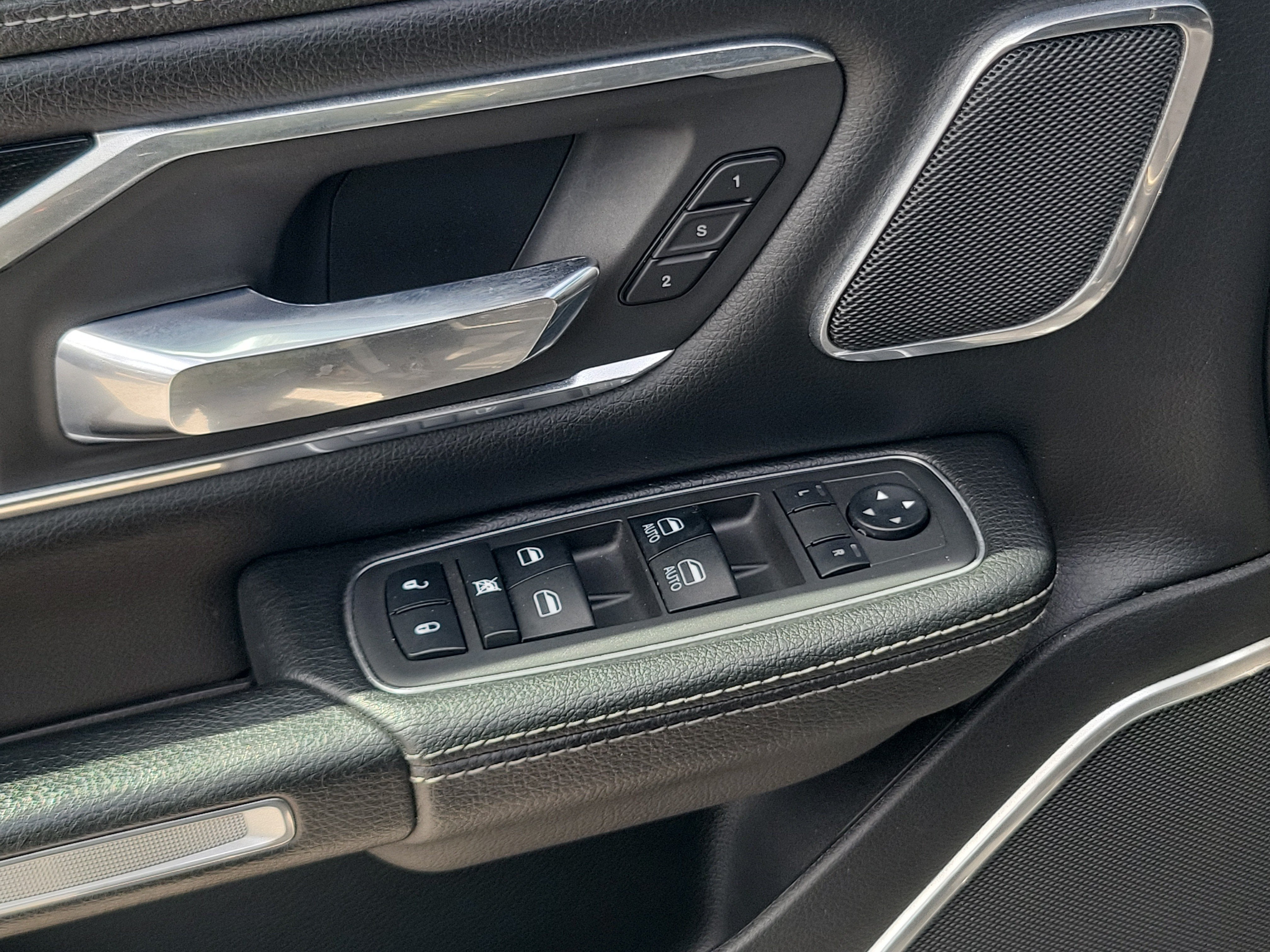 2019 RAM 1500 Laramie 4WD