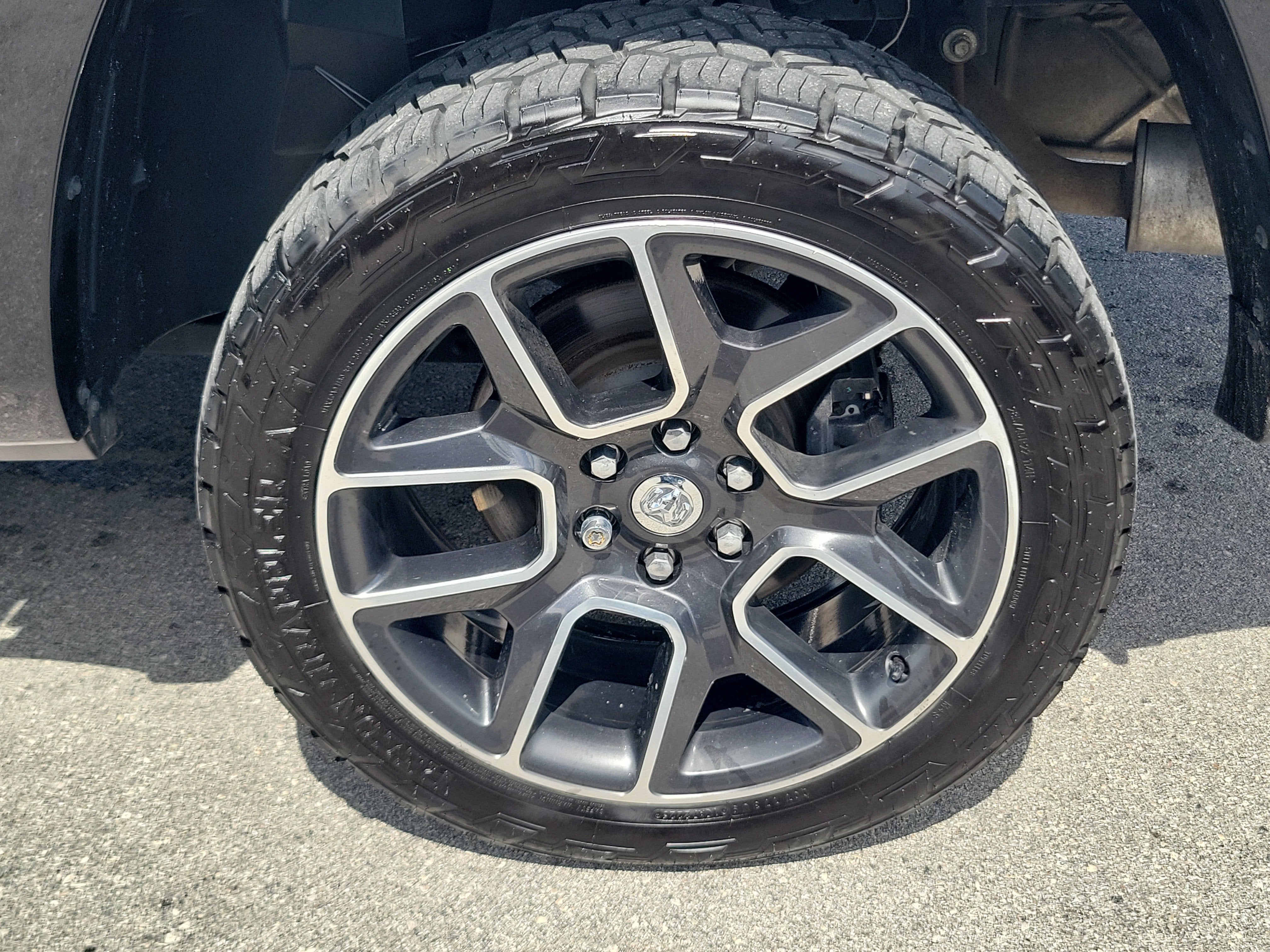 2019 RAM 1500 Laramie 4WD