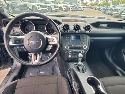 2015 Ford Mustang V6