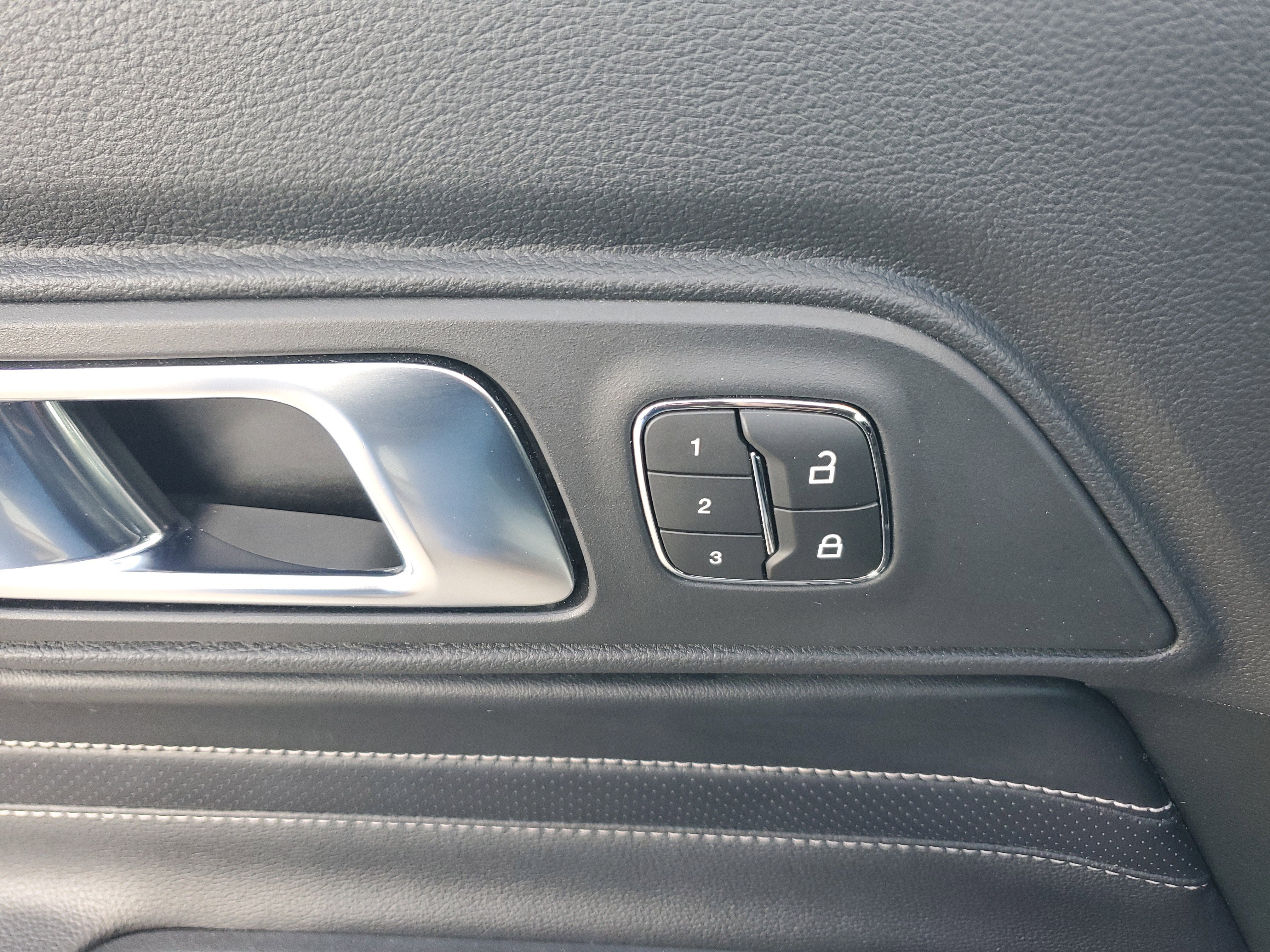 2023 Ford Mustang Mach 1