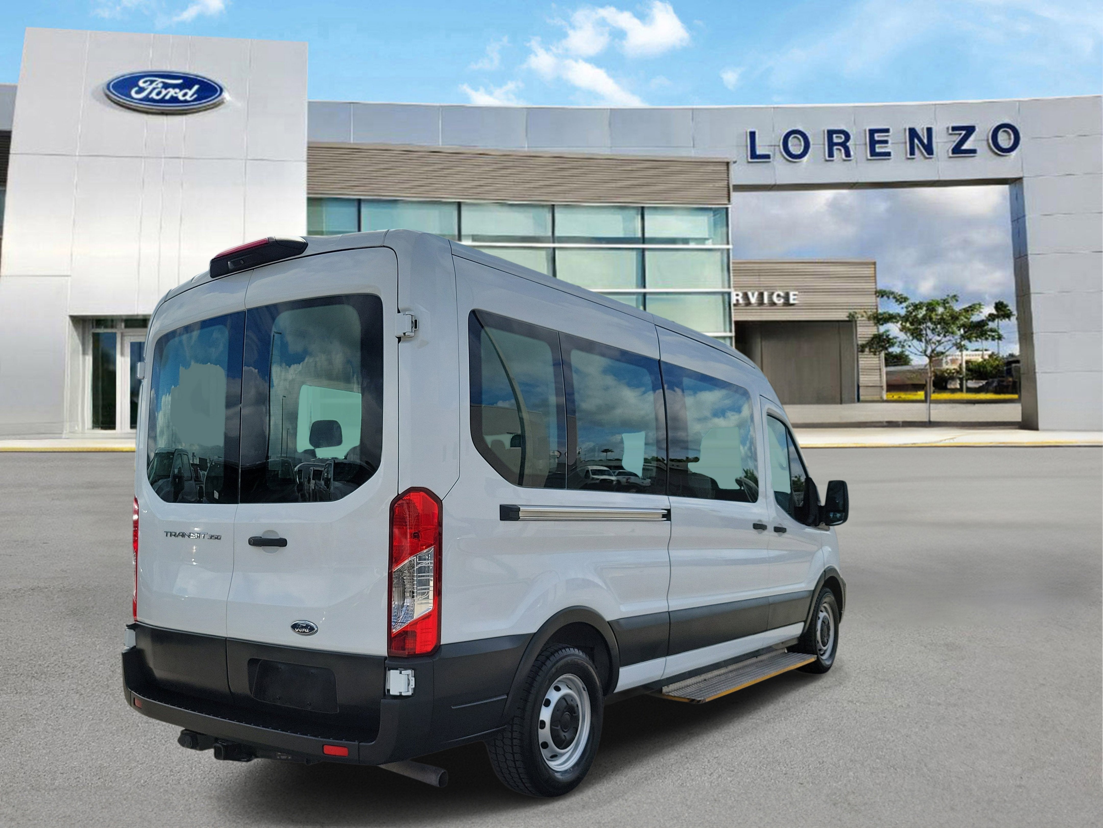 2022 Ford Transit Passenger Wagon XL