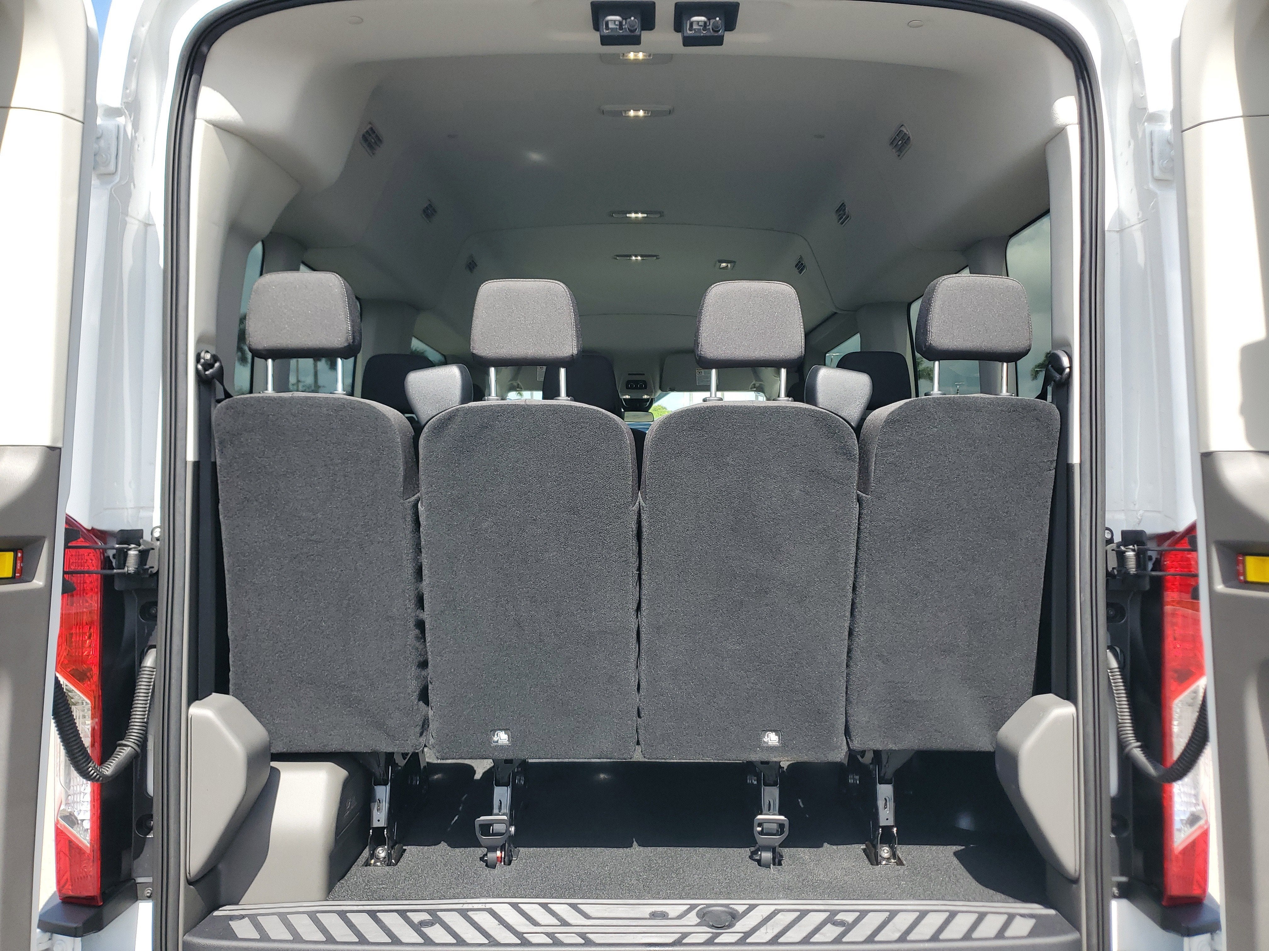 2025 Ford Transit Passenger Wagon XL