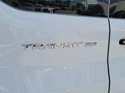 2025 Ford Transit Passenger Wagon XLT