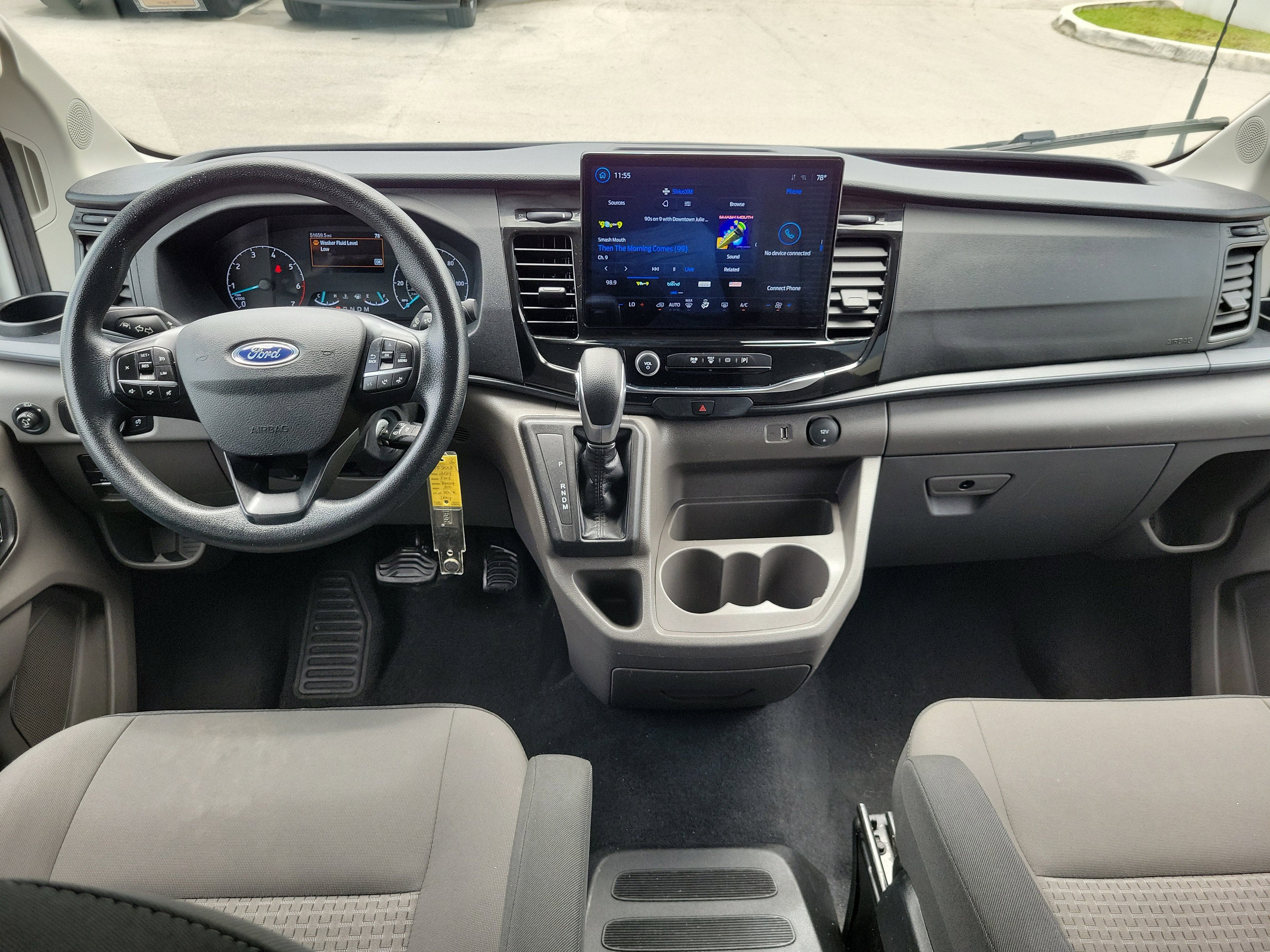2024 Ford Transit Passenger Wagon XLT