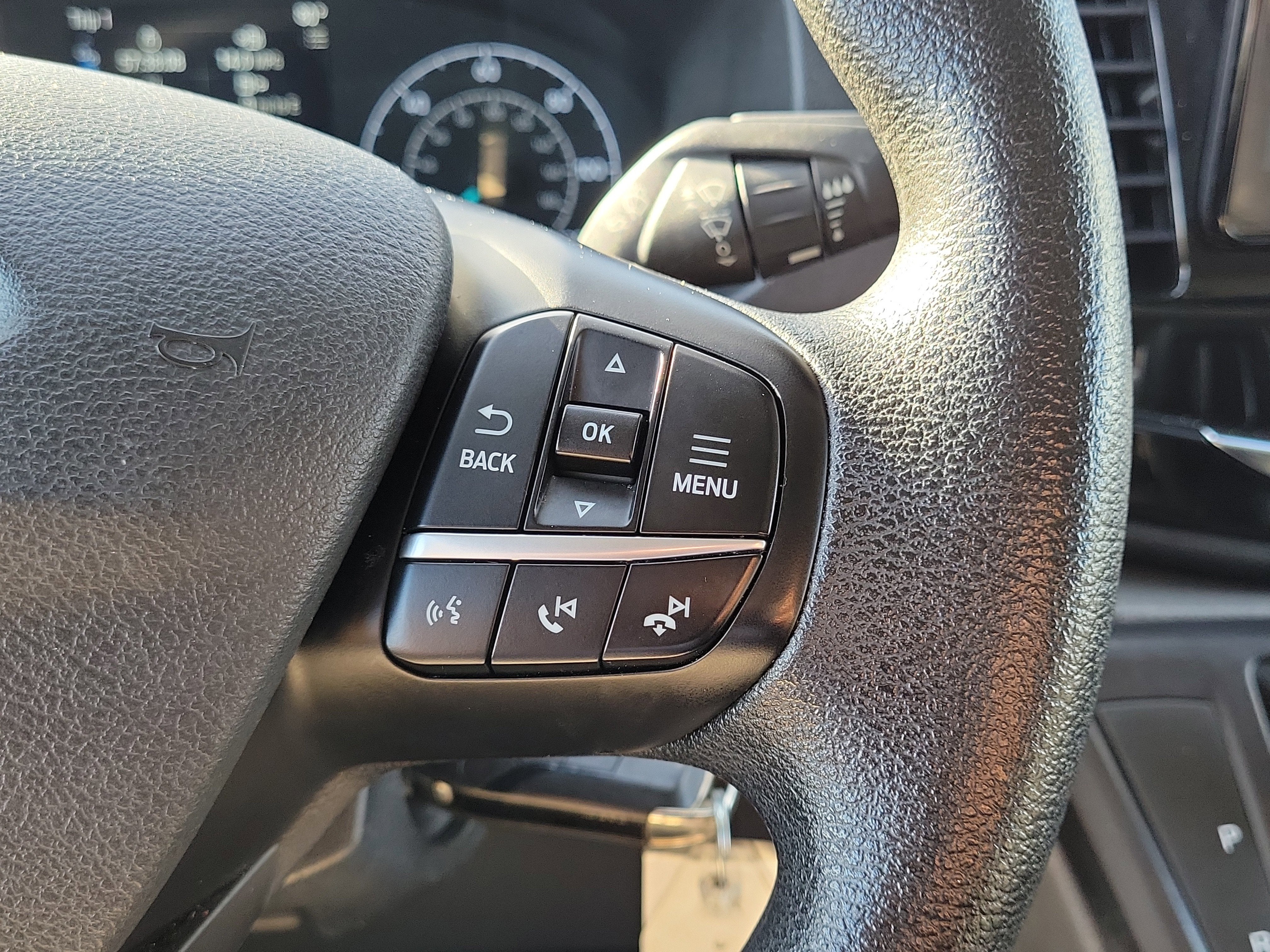 2023 Ford Transit Passenger Wagon XLT