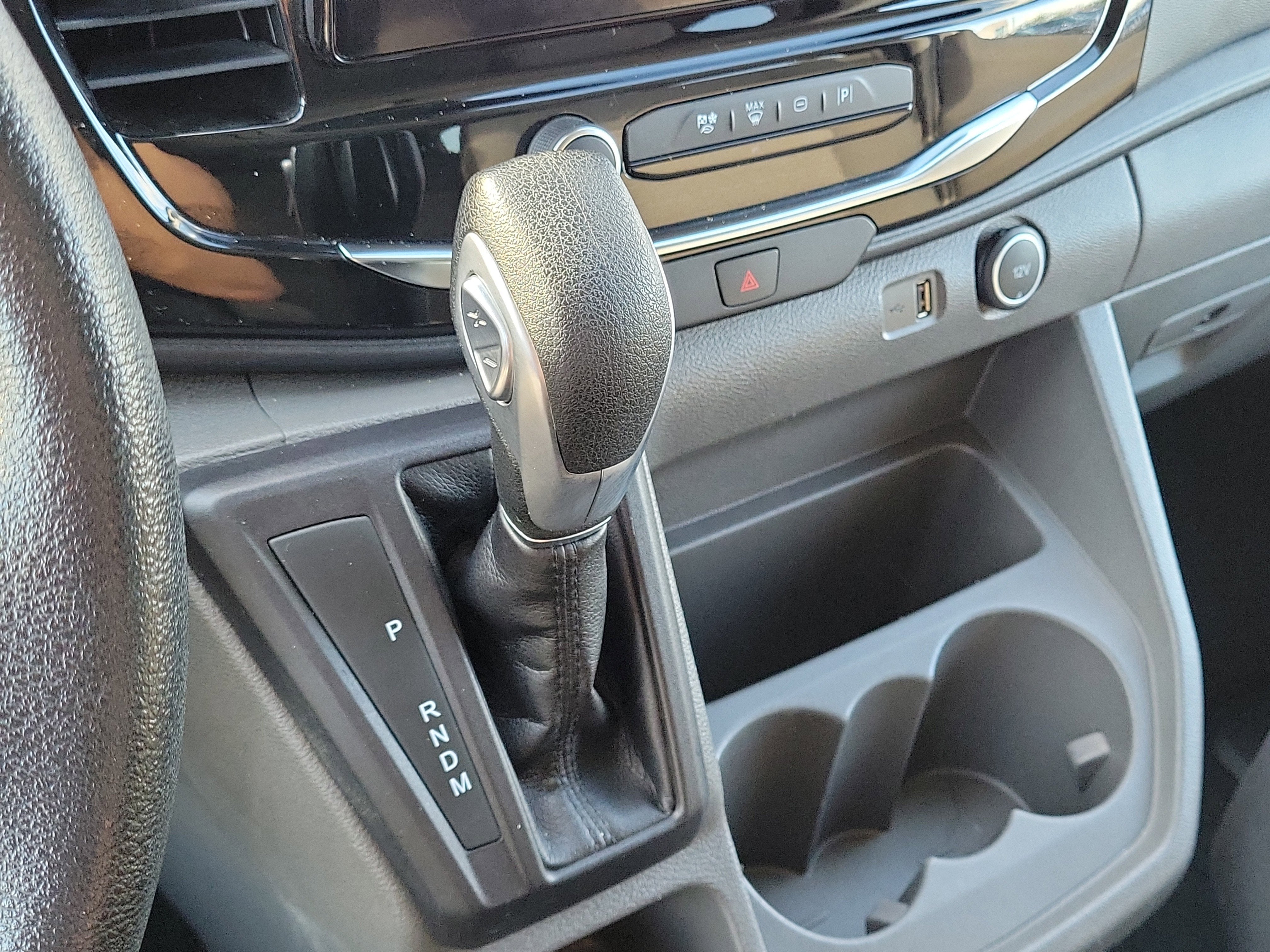 2023 Ford Transit Passenger Wagon XLT