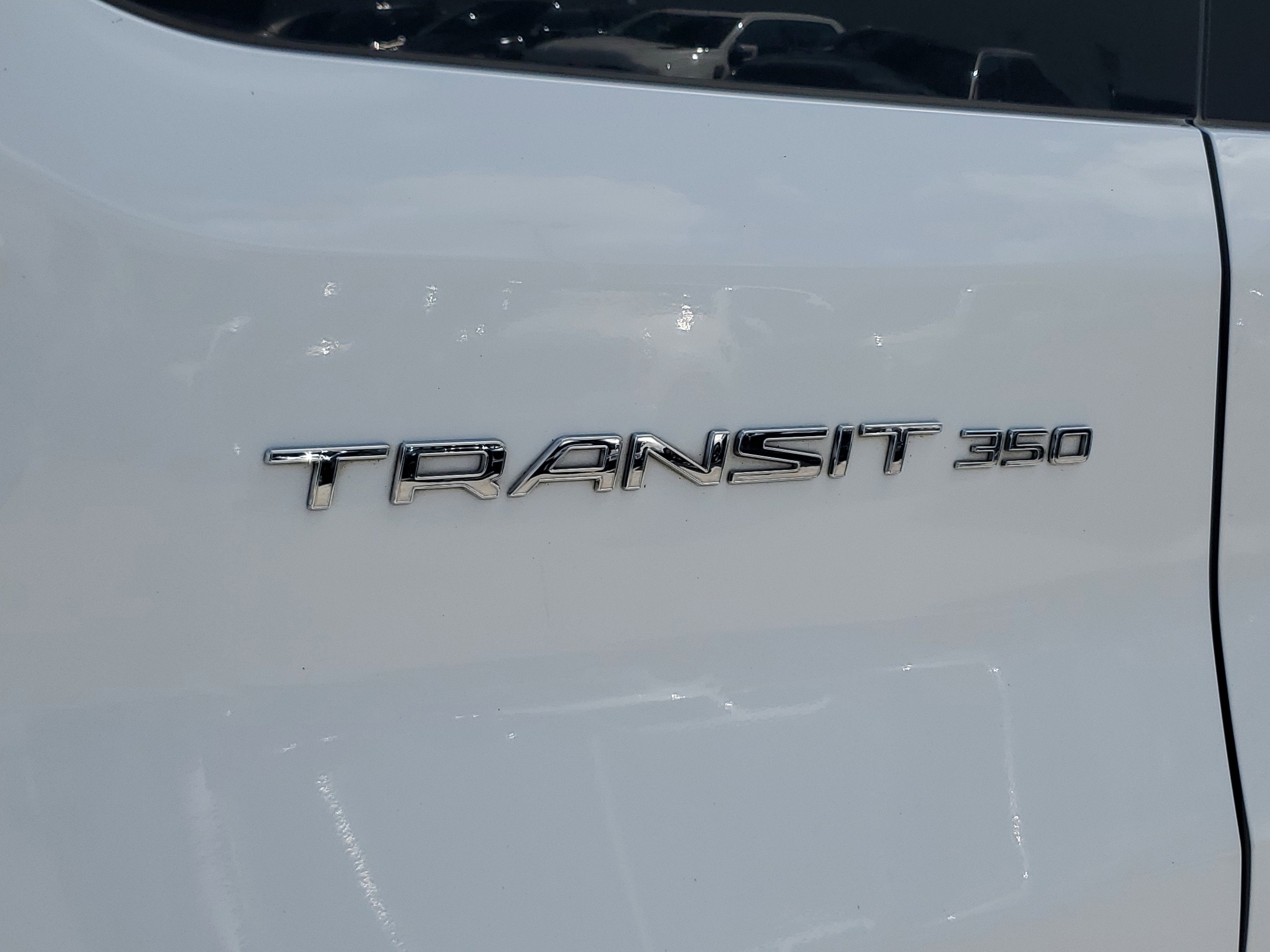 2023 Ford Transit Passenger Wagon XLT