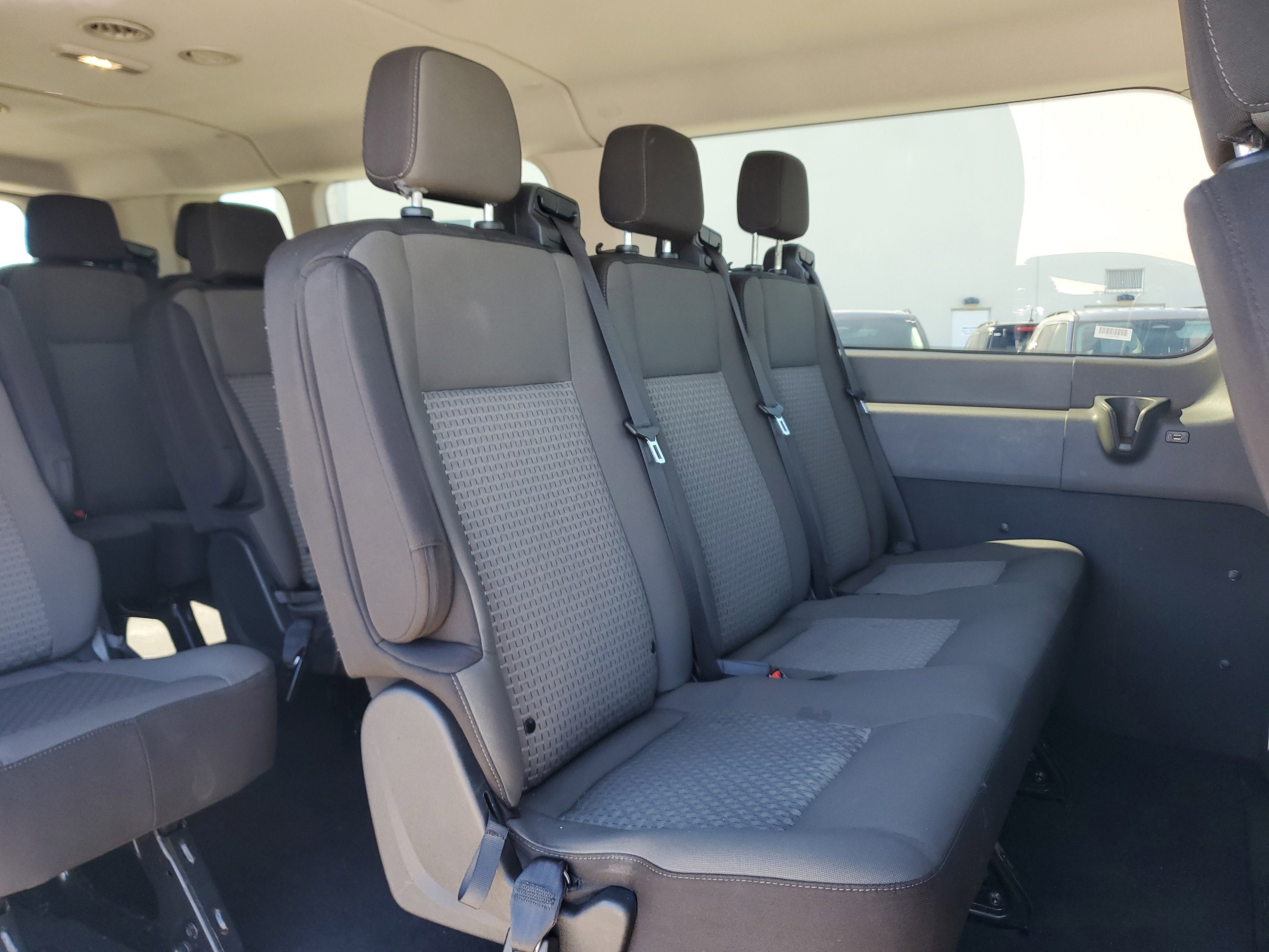 2024 Ford Transit Passenger Wagon XLT