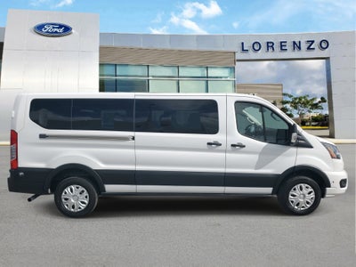 2024 Ford Transit Passenger Wagon XLT