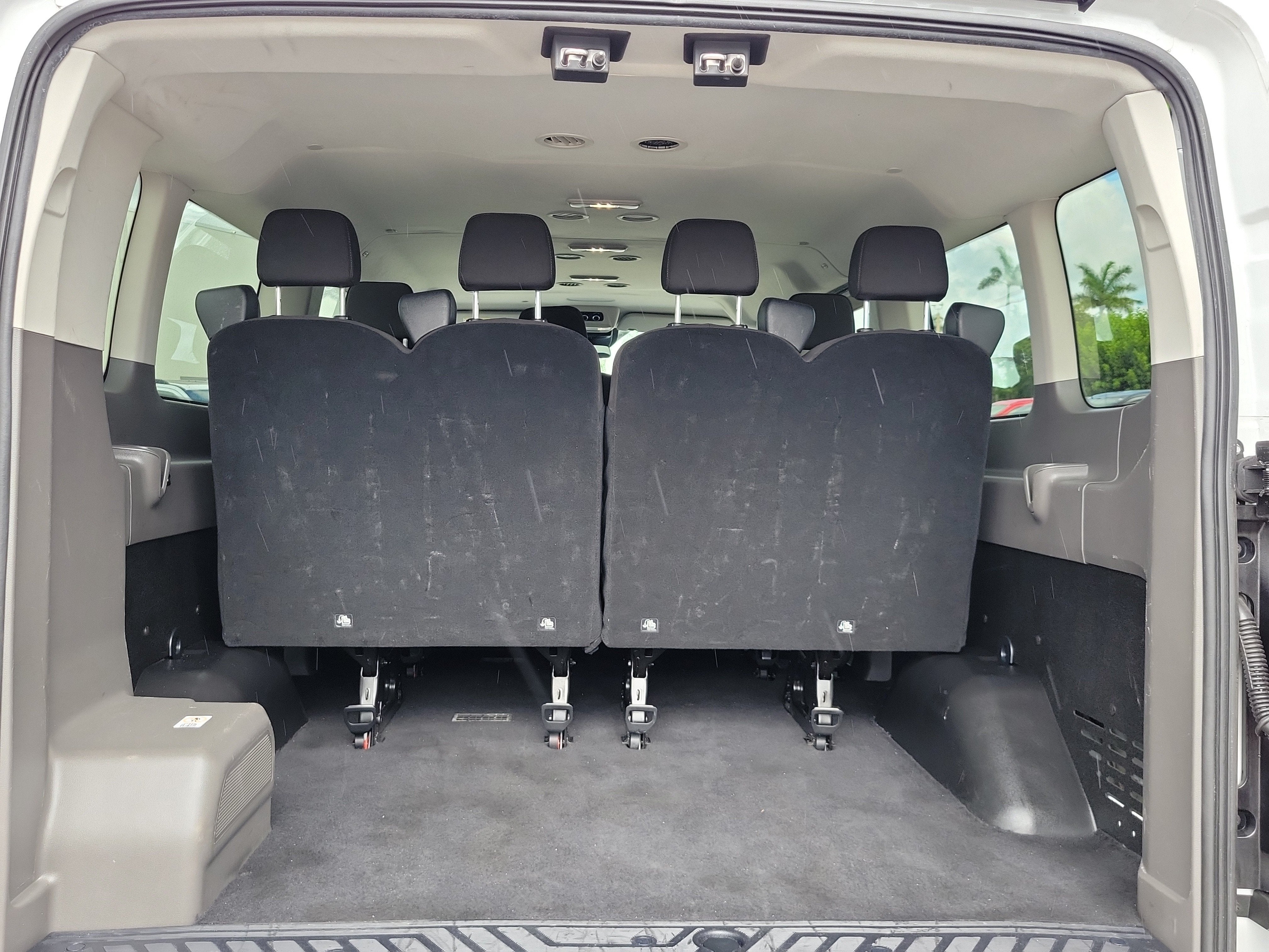 2024 Ford Transit Passenger Wagon XLT