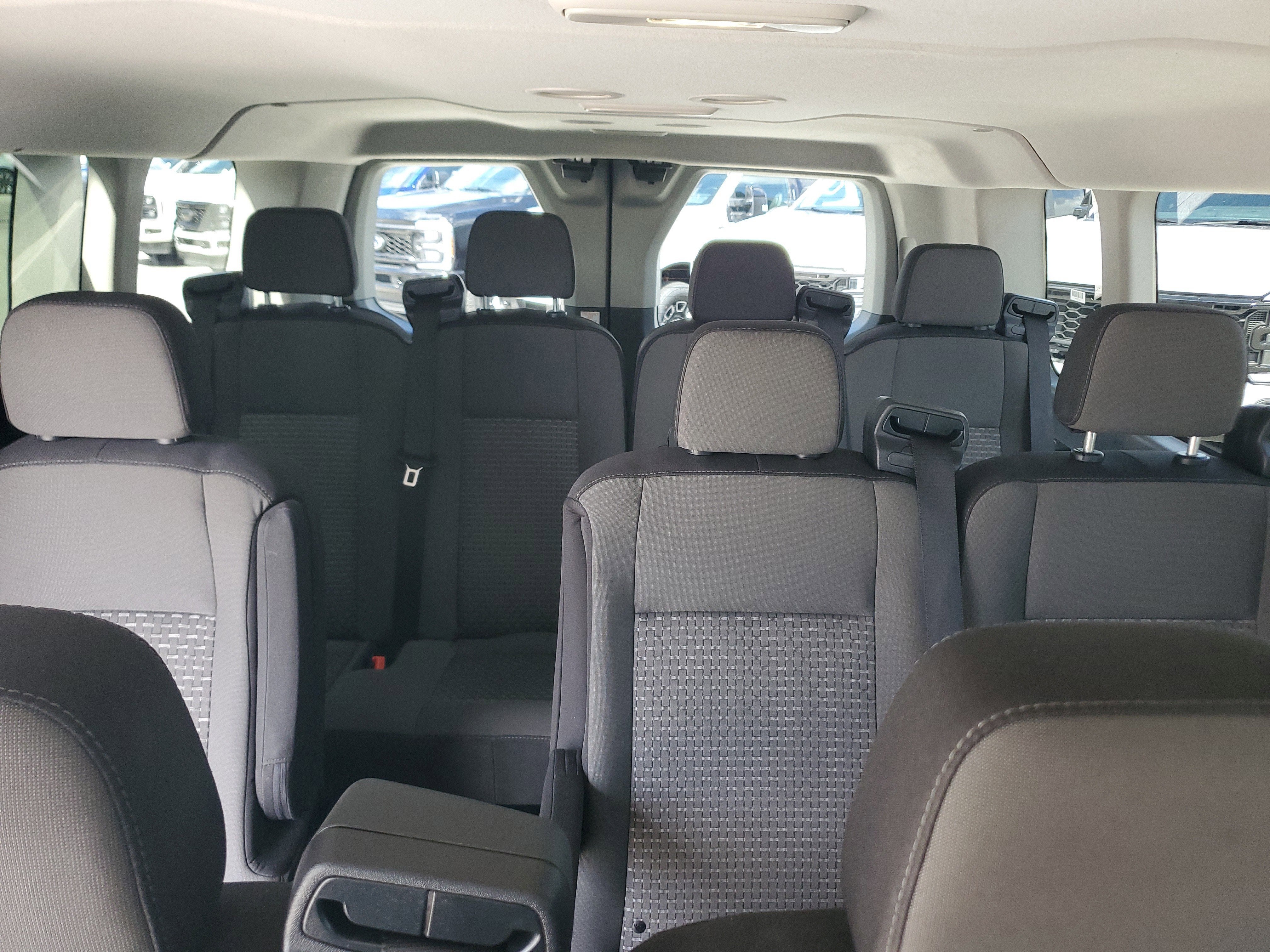 2024 Ford Transit Passenger Wagon XLT