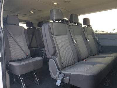 2024 Ford Transit Passenger Wagon XLT