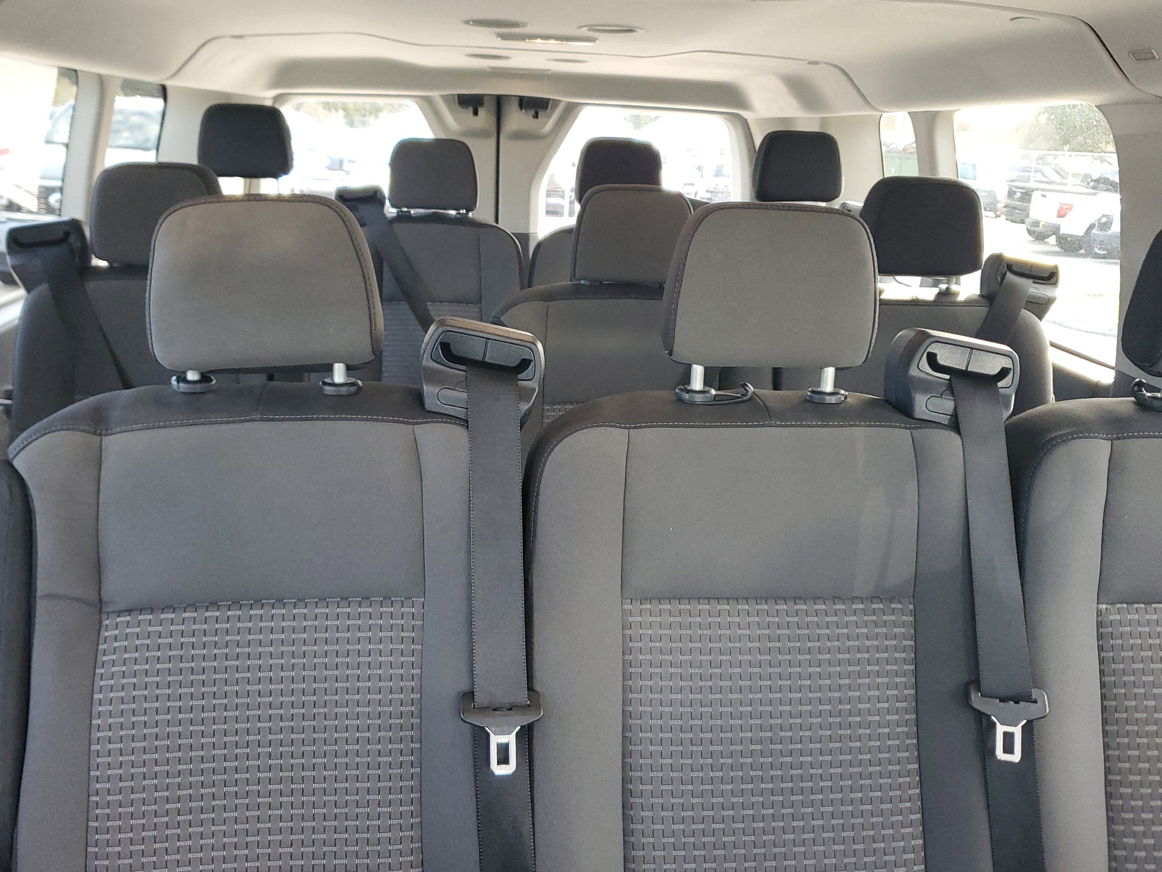 2024 Ford Transit Passenger Wagon XLT