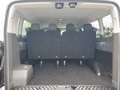 2024 Ford Transit Passenger Wagon XLT