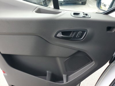 2024 Ford Transit Passenger Wagon XLT