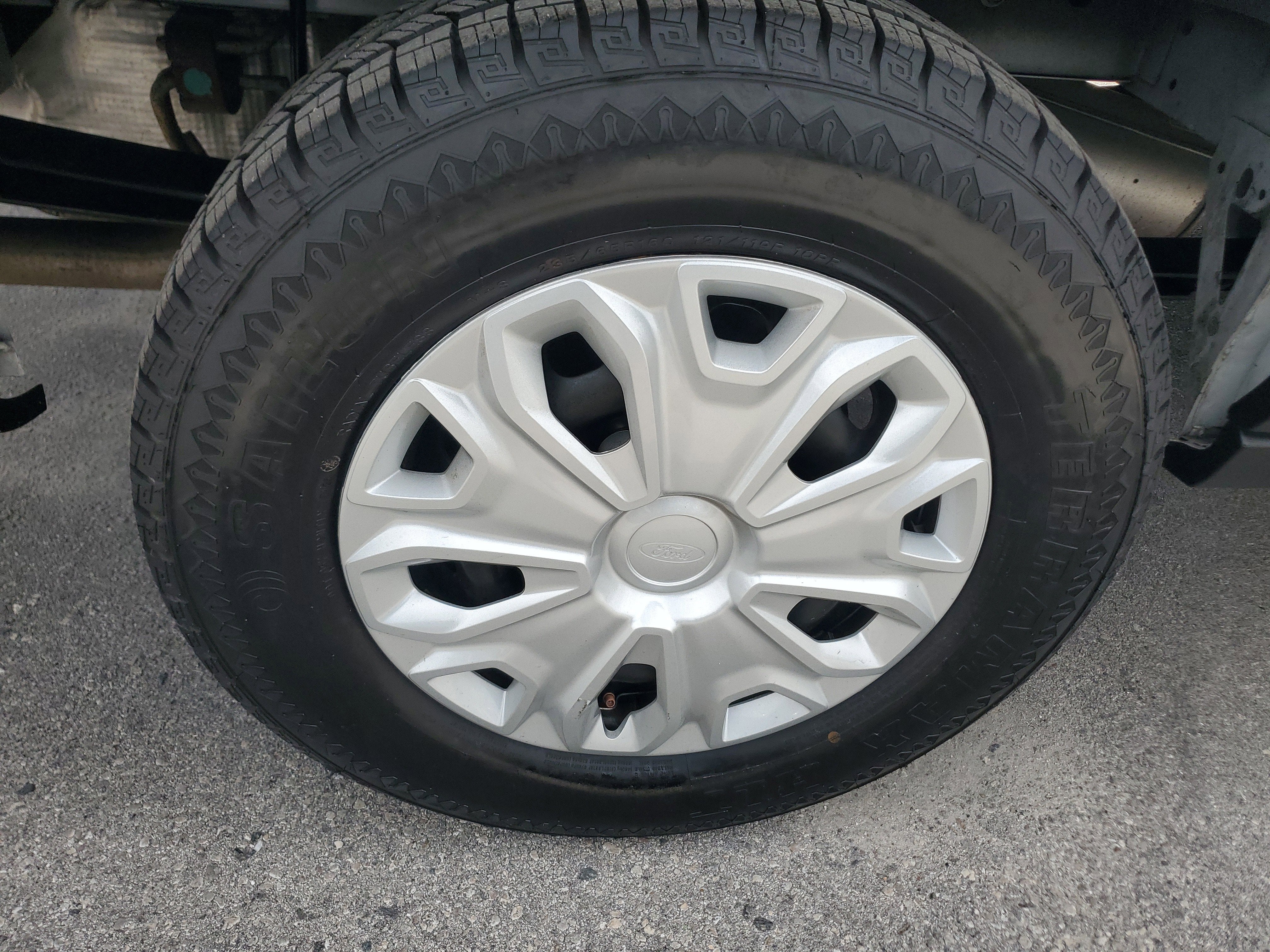 2024 Ford Transit Passenger Wagon XLT