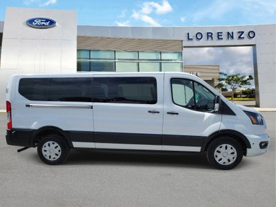 2024 Ford Transit Passenger Wagon XLT