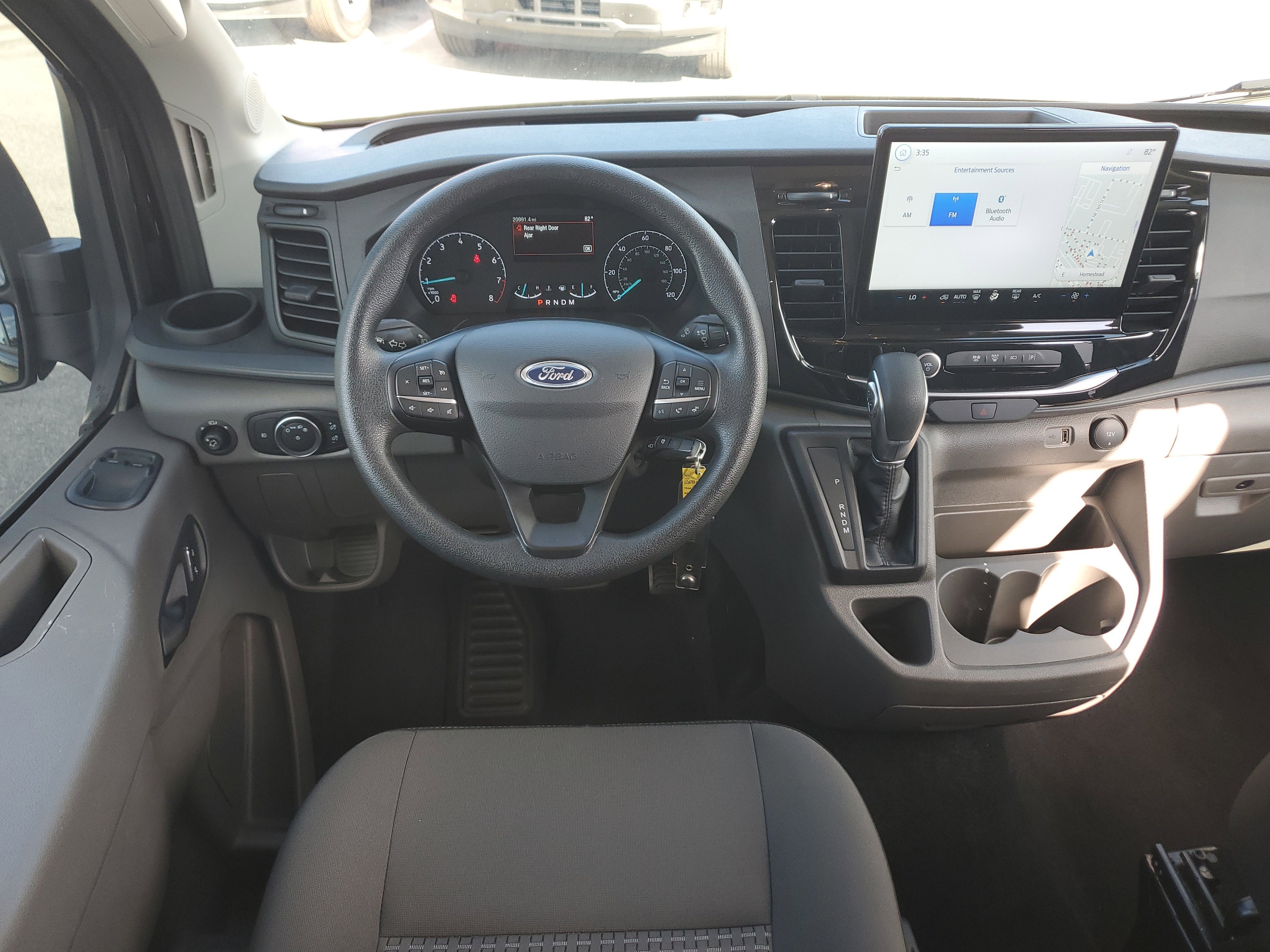 2024 Ford Transit Passenger Wagon XLT