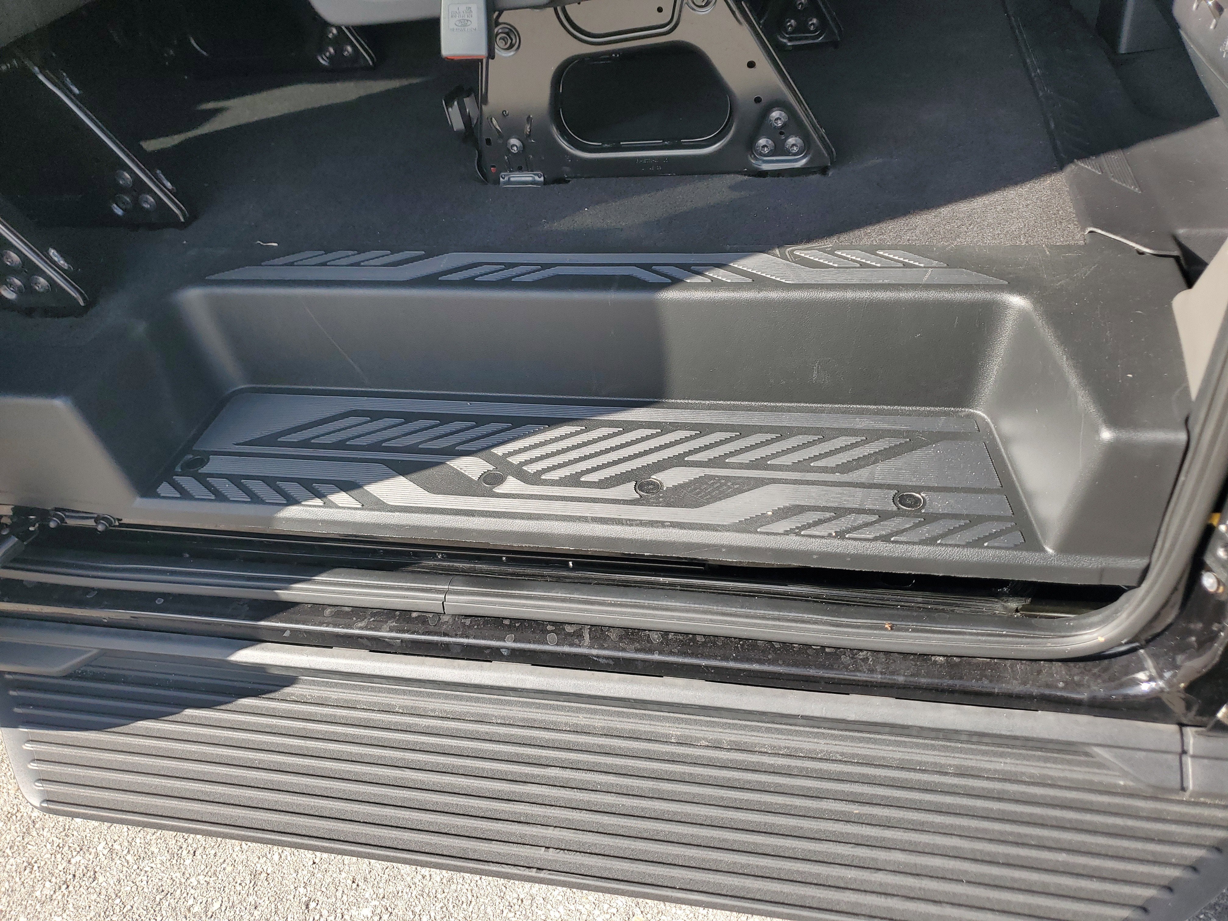 2024 Ford Transit Passenger Wagon XLT