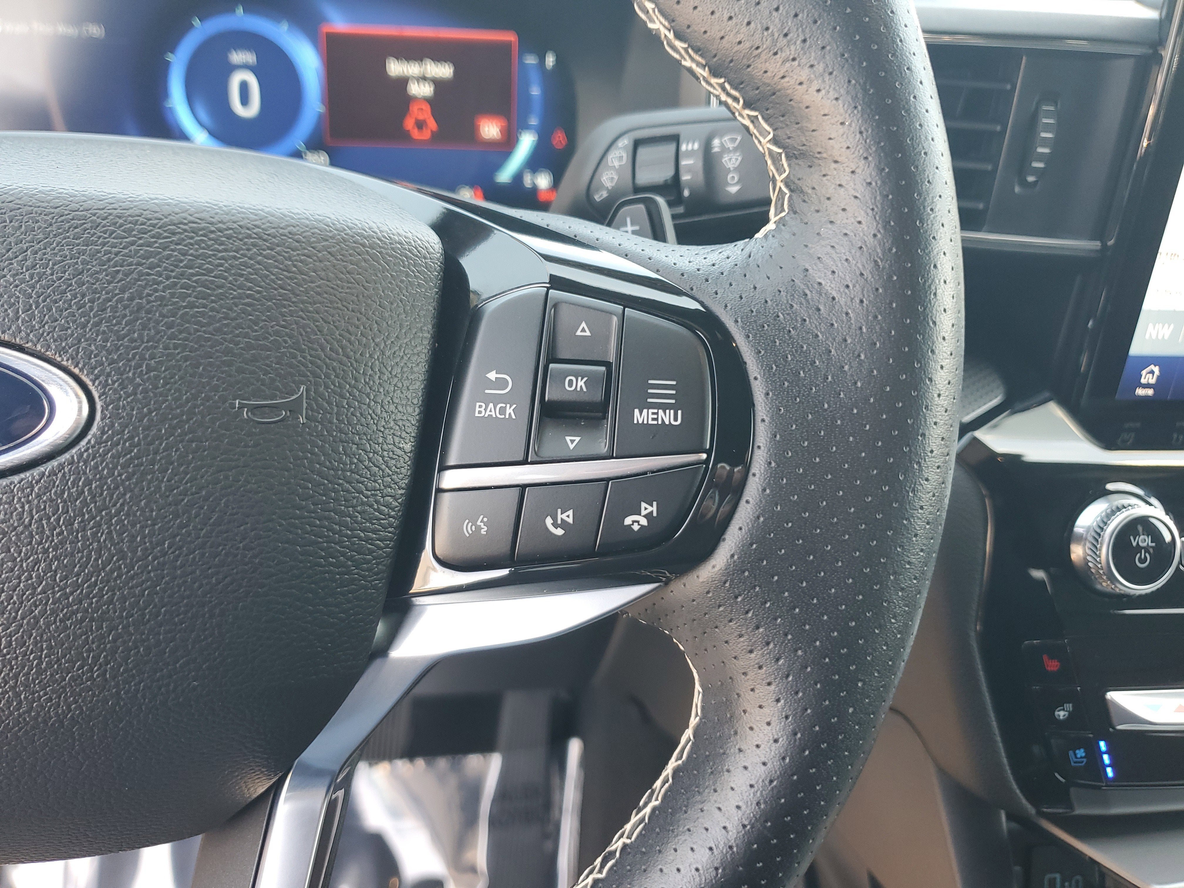 2023 Ford Explorer ST 4WD