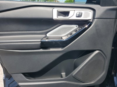2023 Ford Explorer ST 4WD