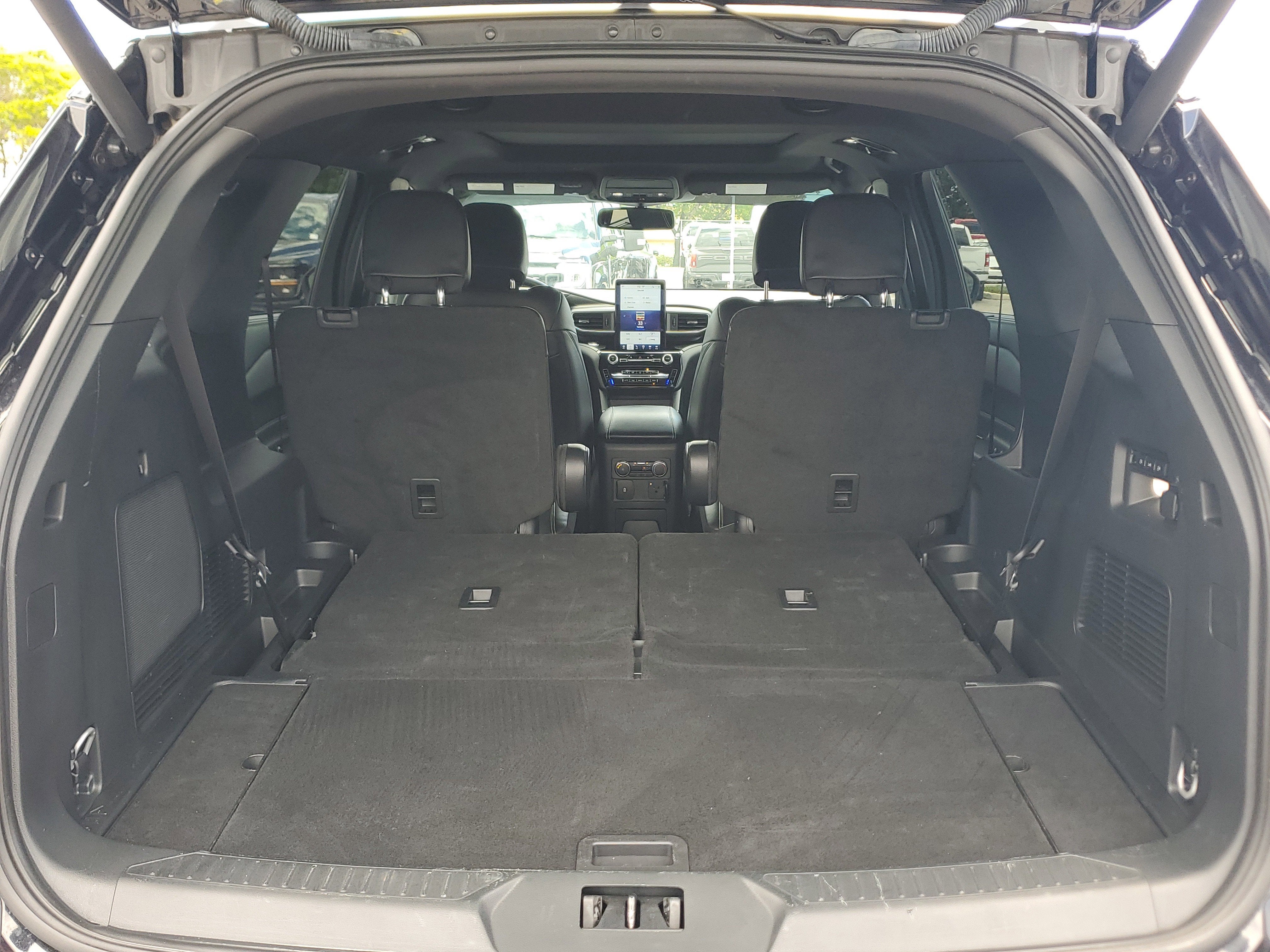 2023 Ford Explorer ST 4WD