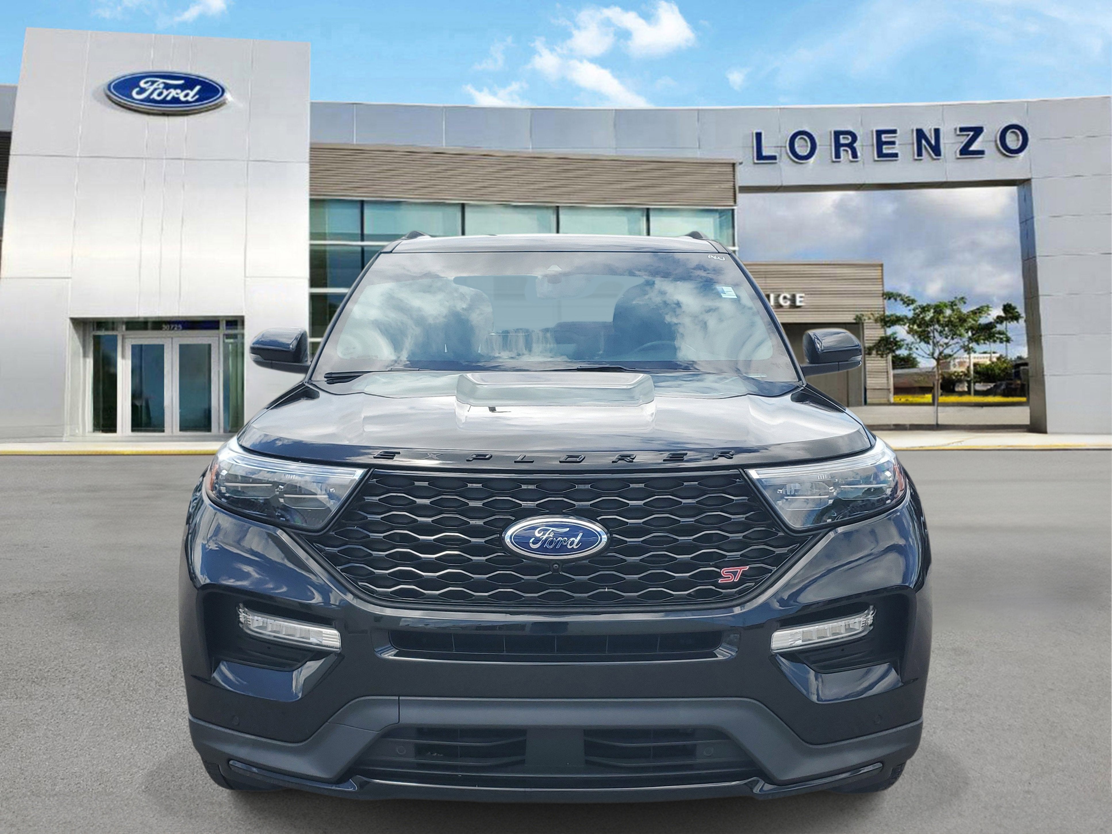2023 Ford Explorer ST 4WD