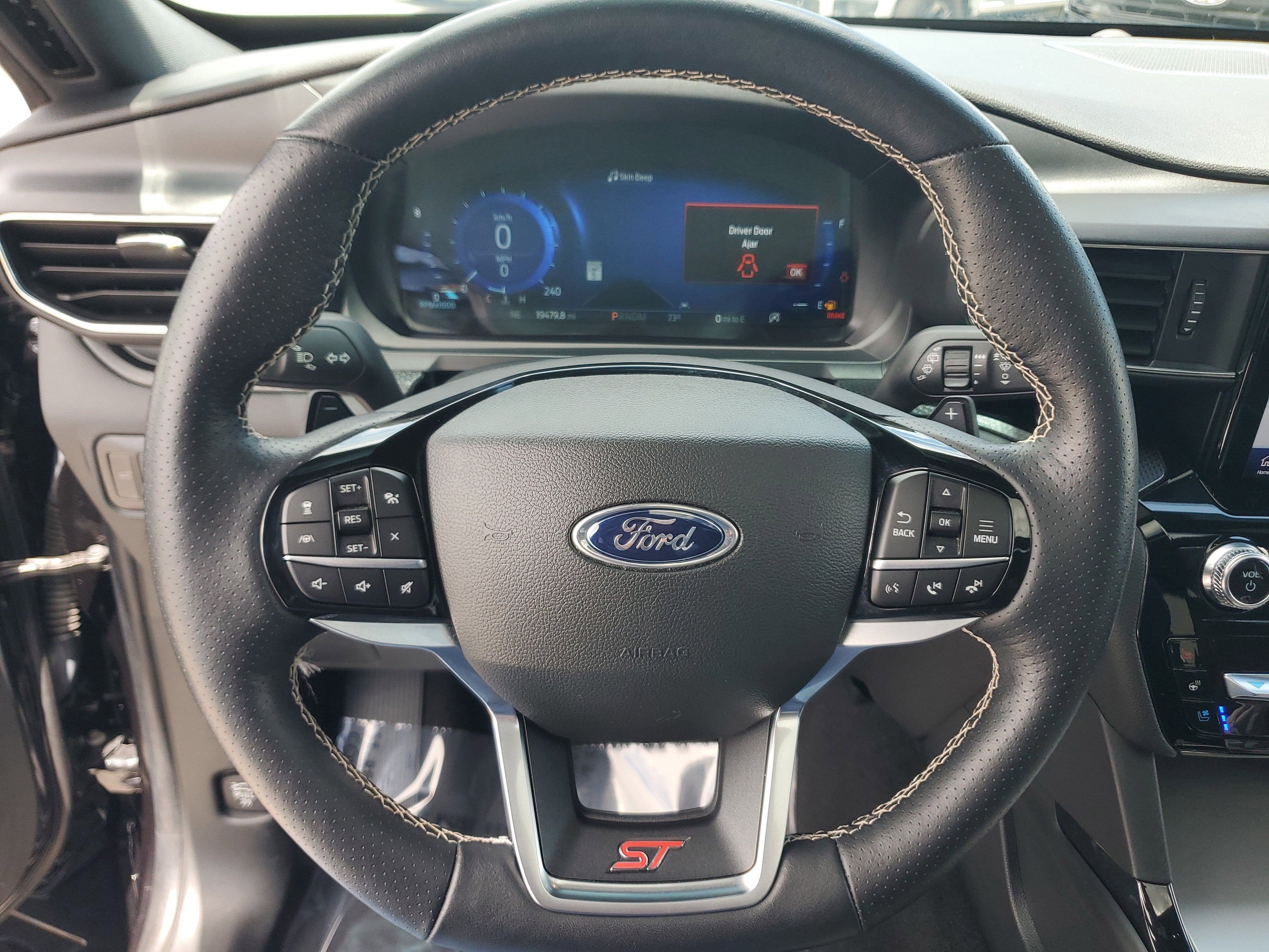 2023 Ford Explorer ST 4WD