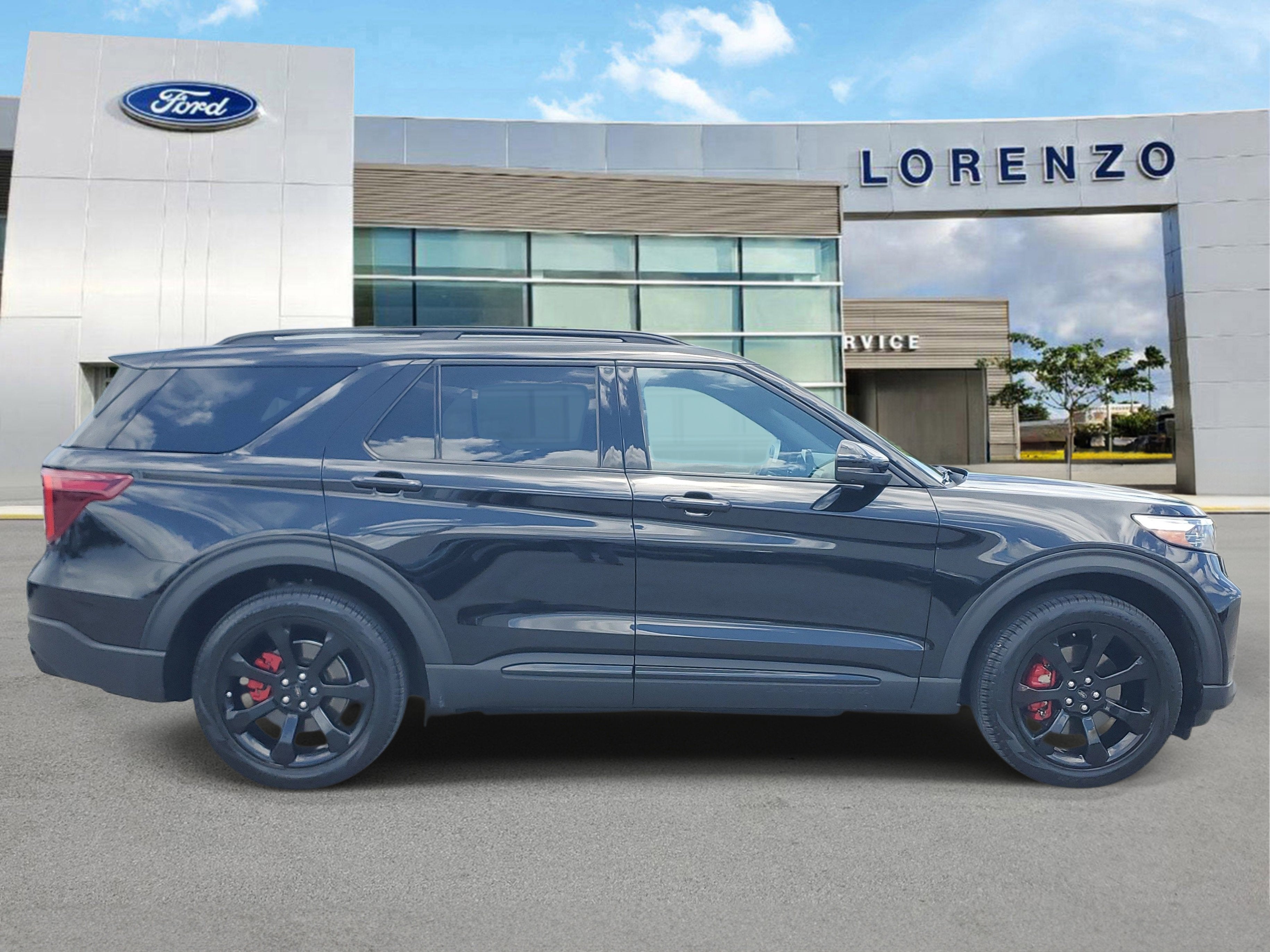 2023 Ford Explorer ST 4WD