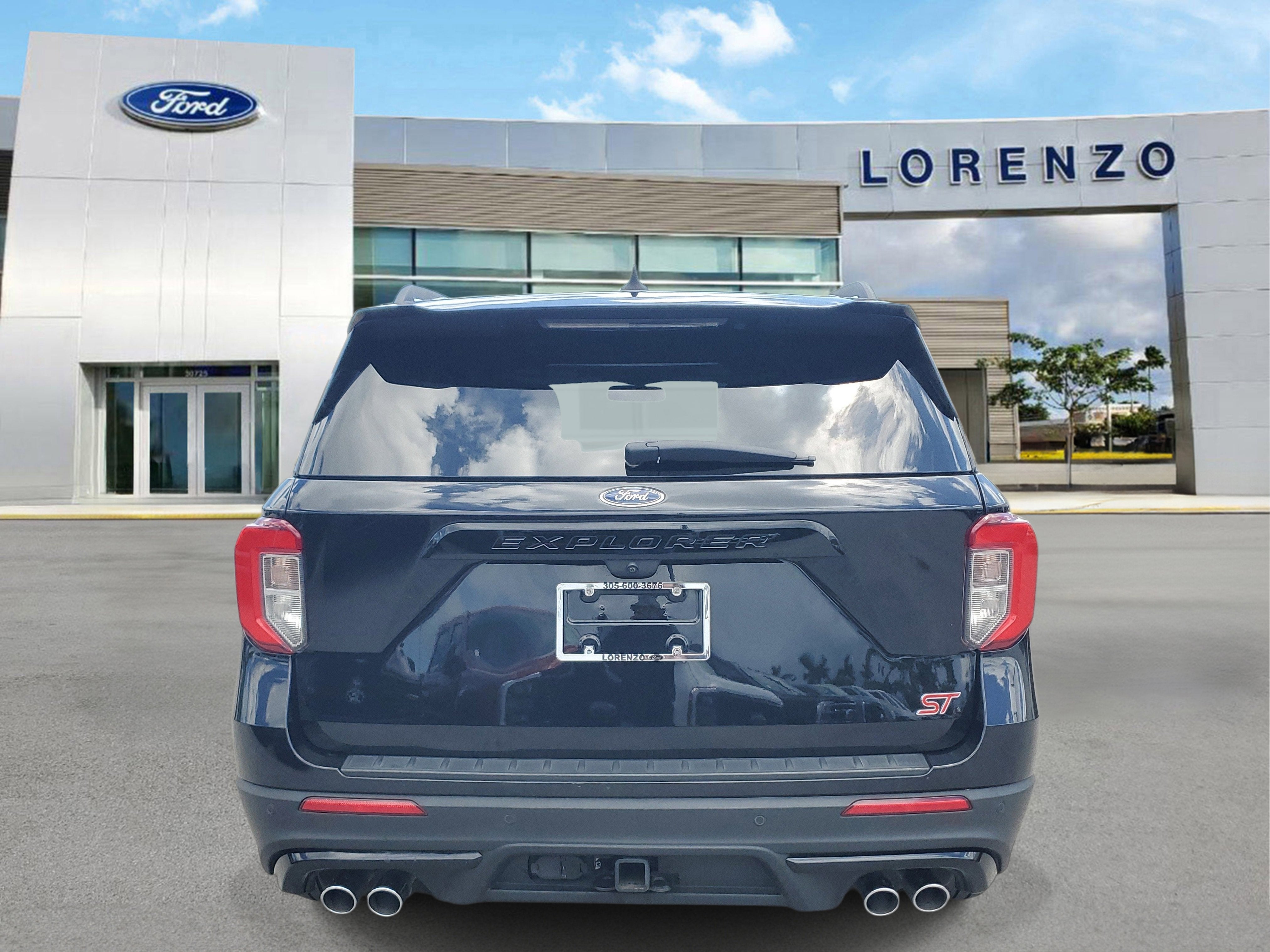 2023 Ford Explorer ST 4WD