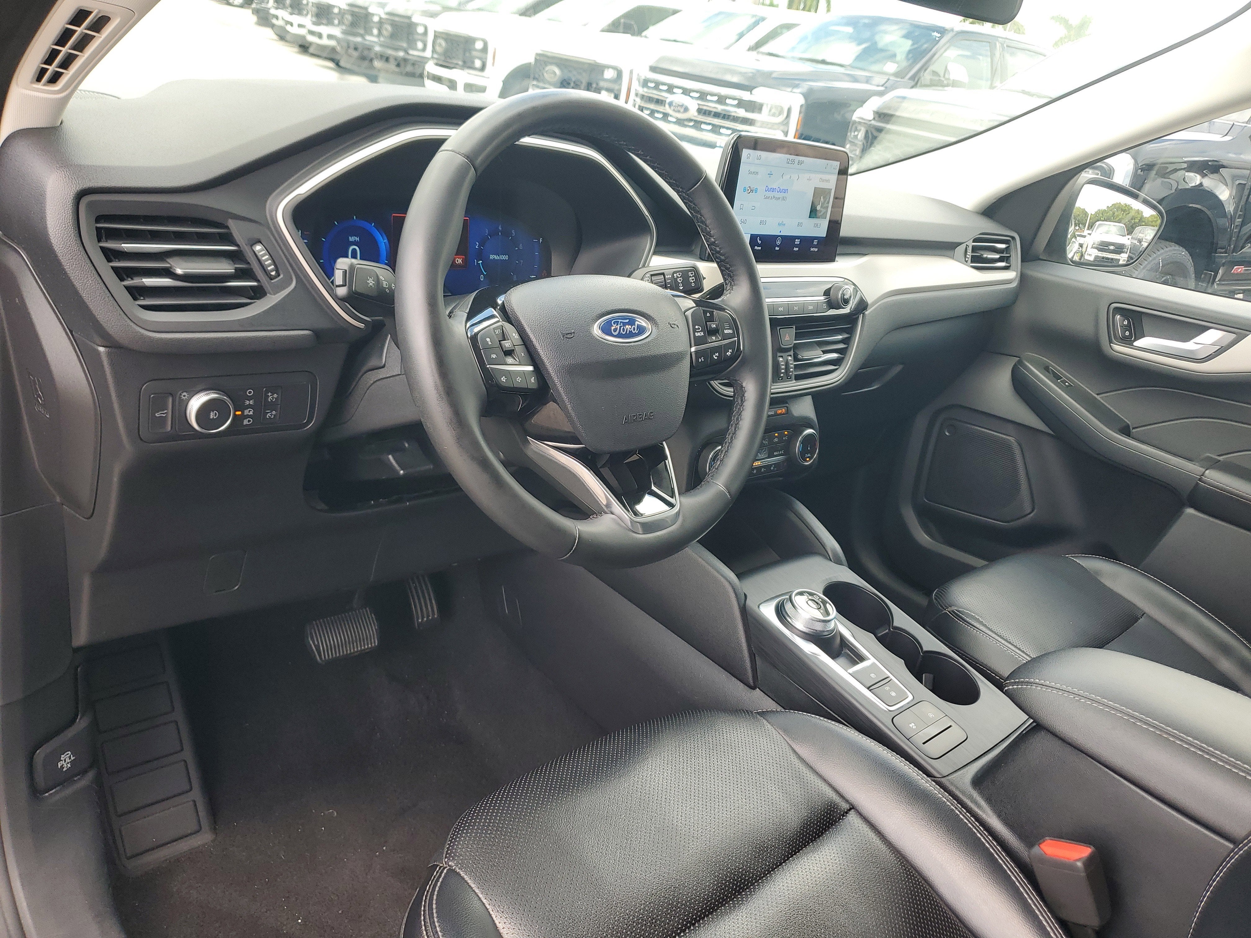 2022 Ford Escape SEL