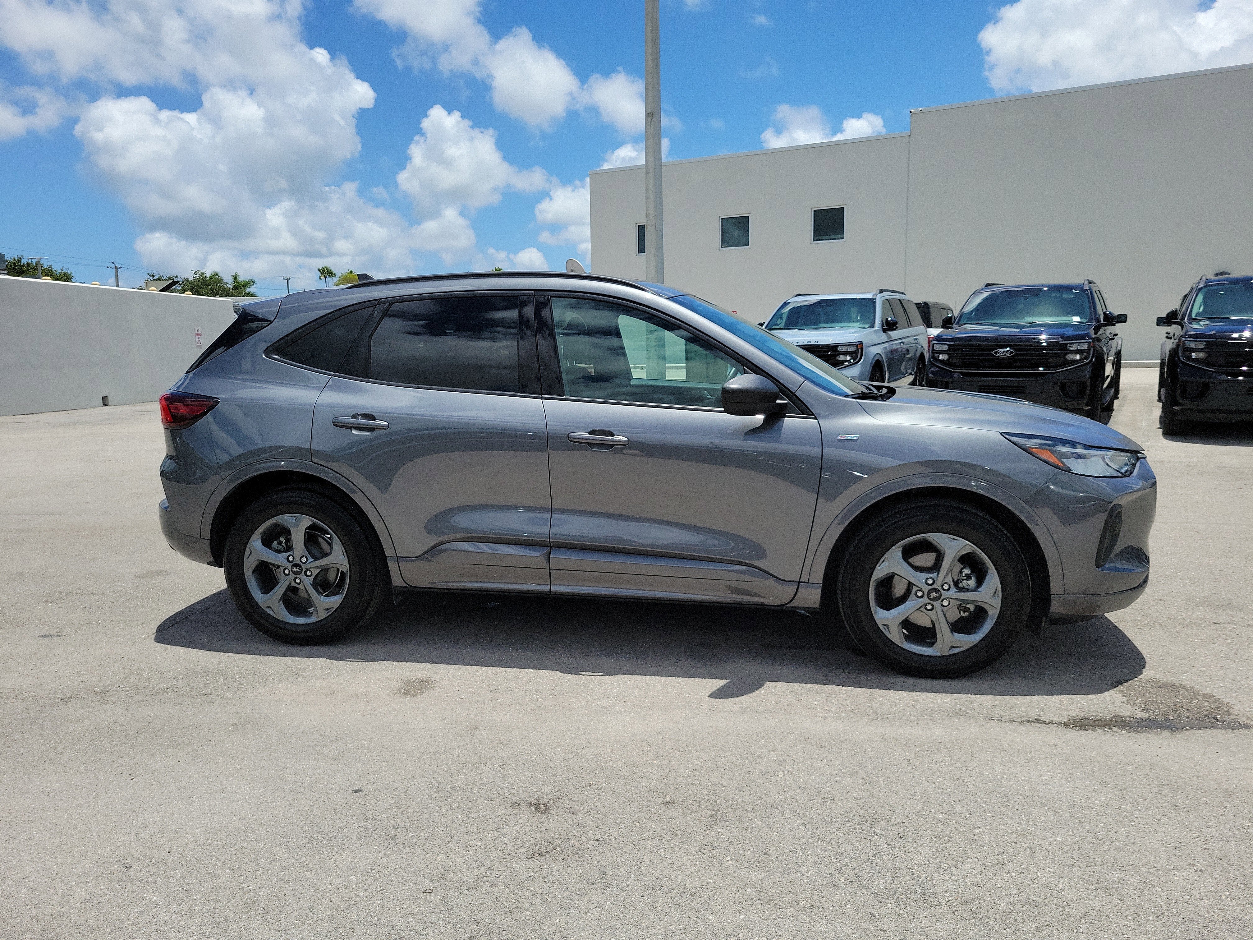 2024 Ford Escape ST-Line