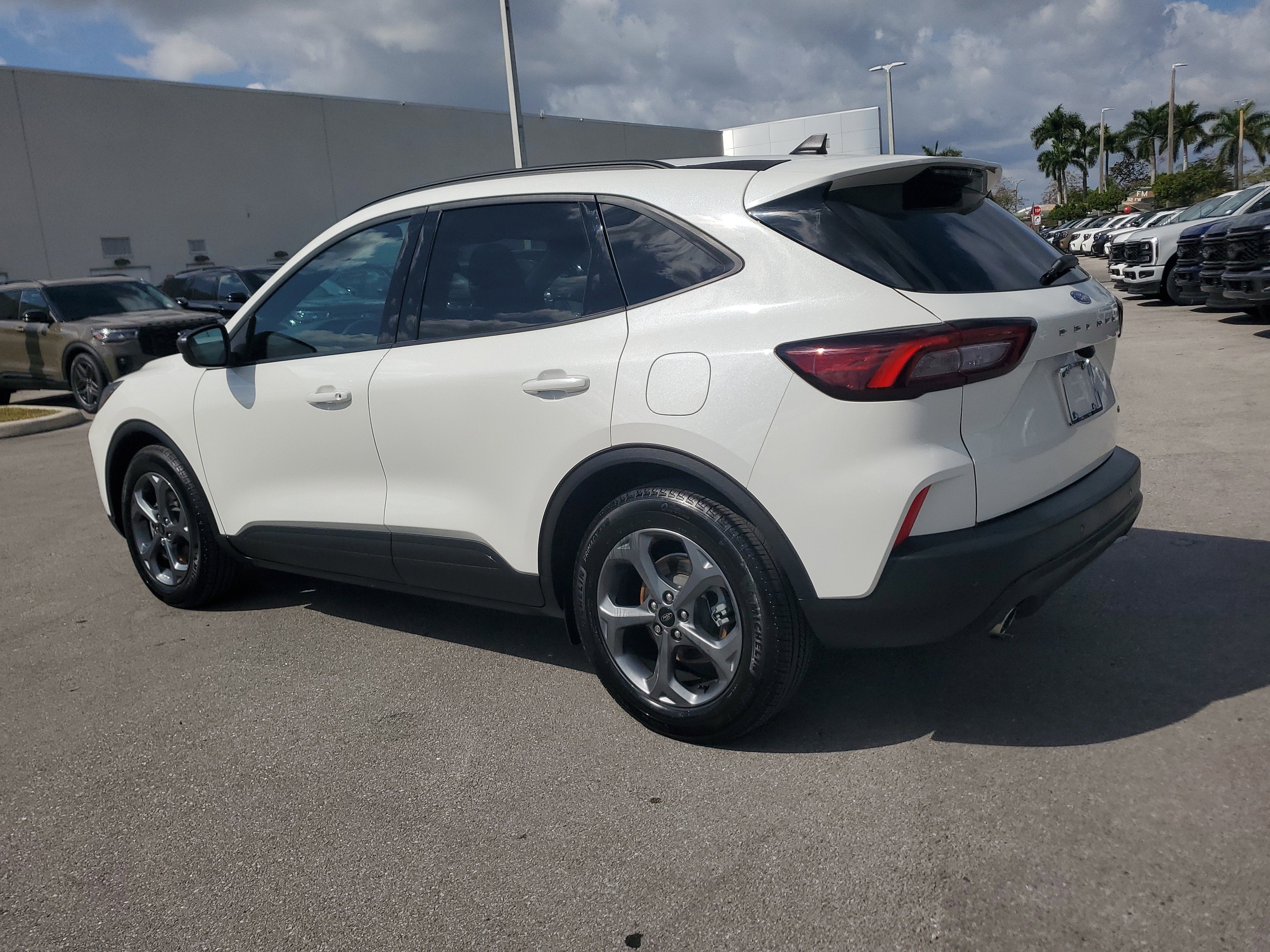 2025 Ford Escape ST-Line