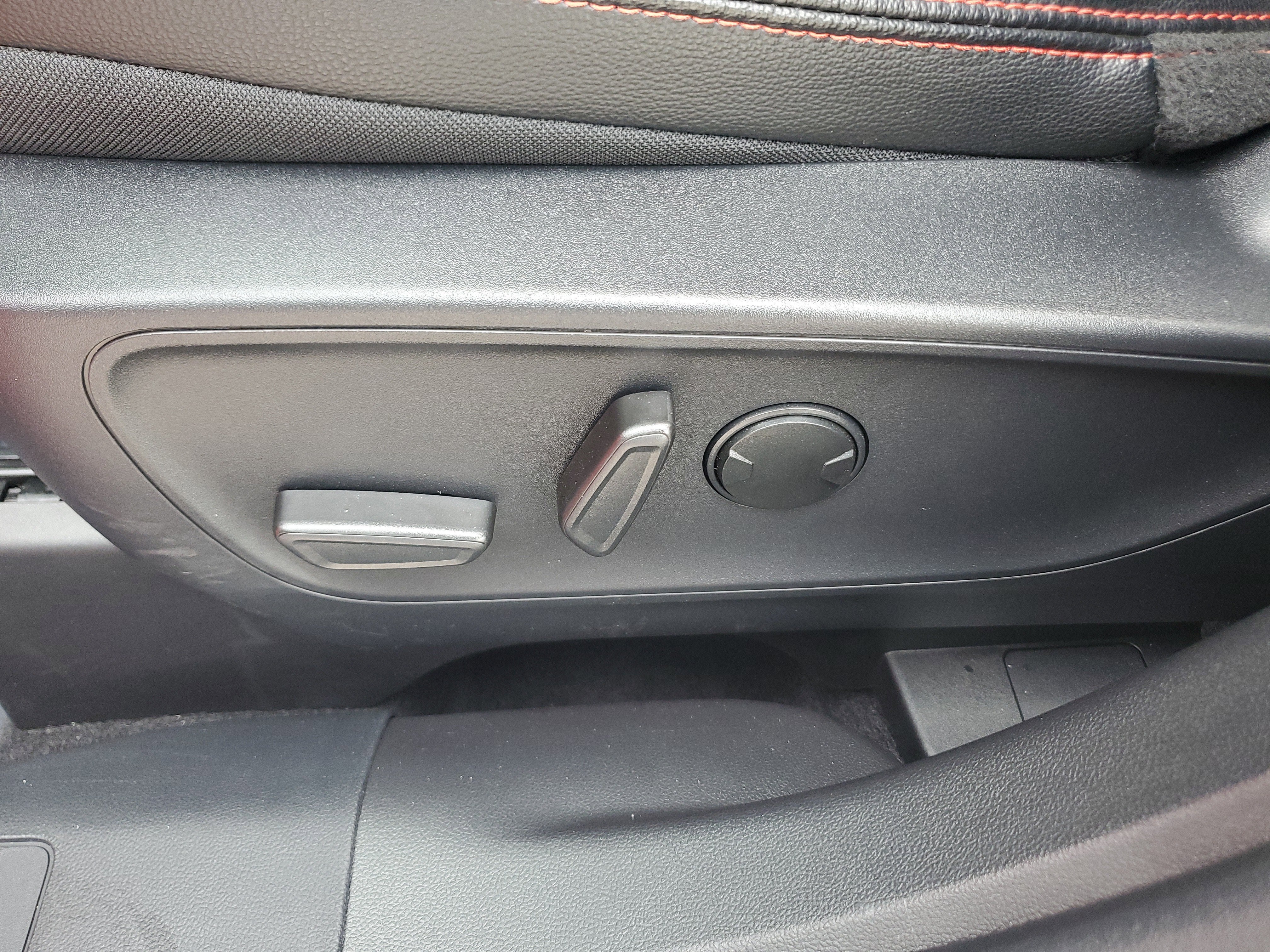 2025 Ford Escape ST-Line Elite 4WD