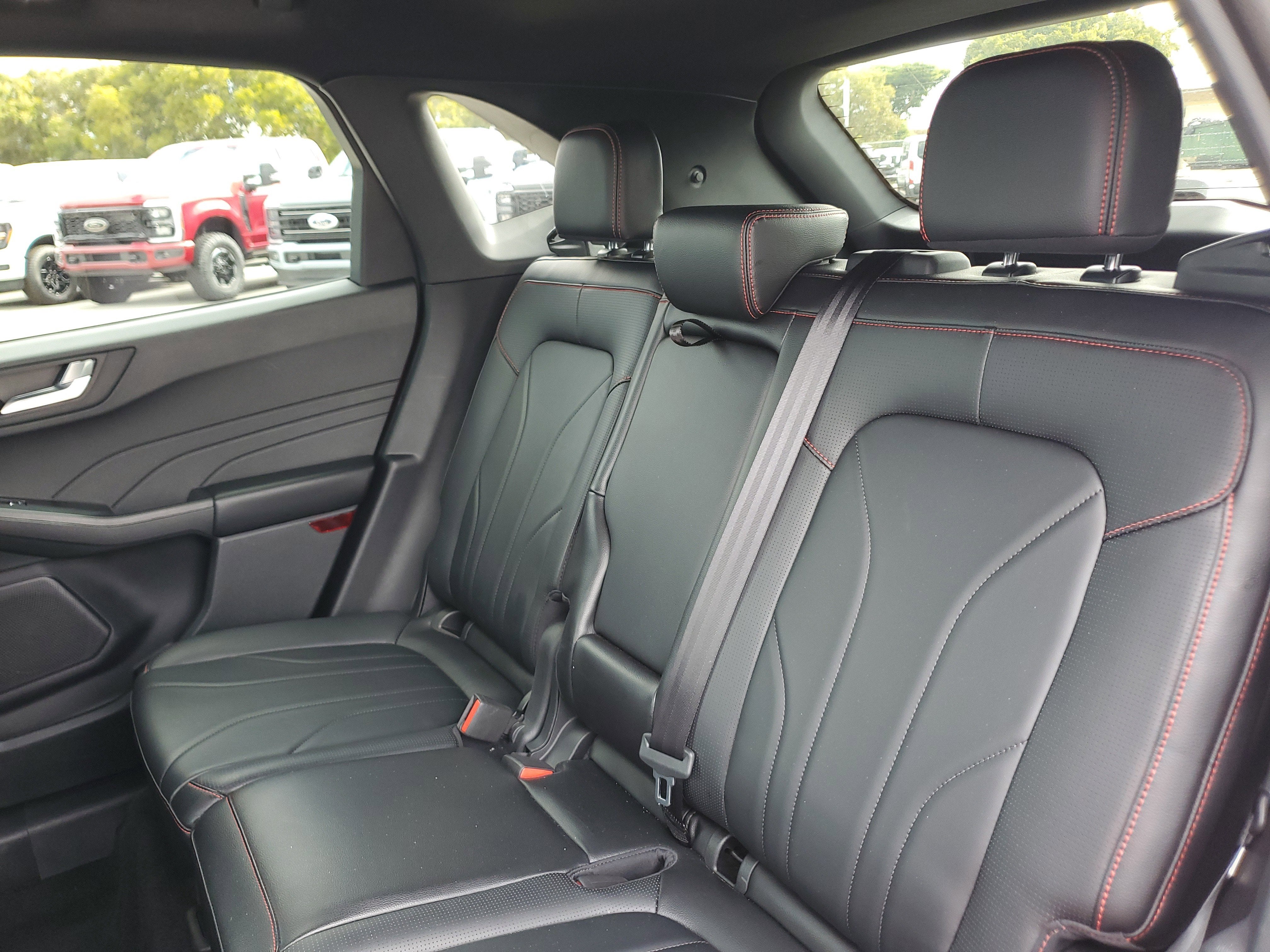 2025 Ford Escape ST-Line Elite 4WD