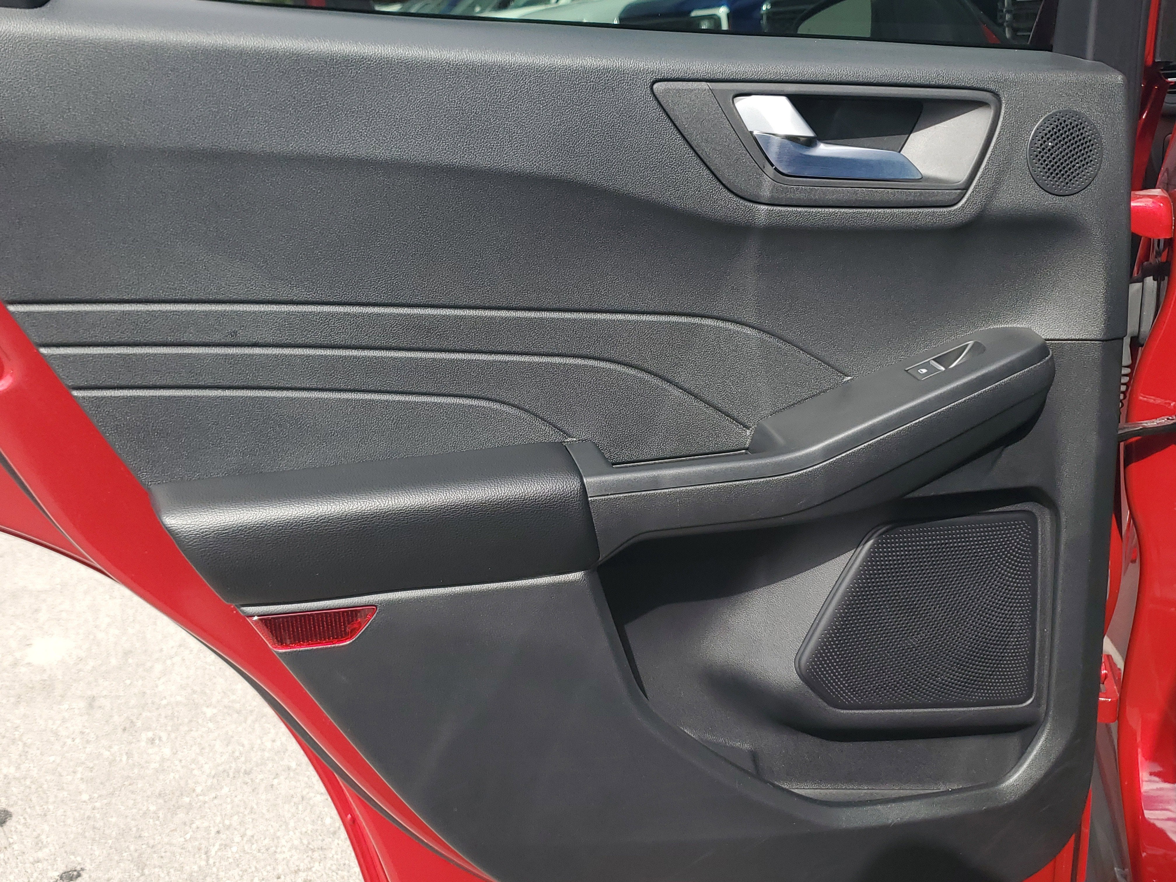 2025 Ford Escape ST-Line Elite 4WD