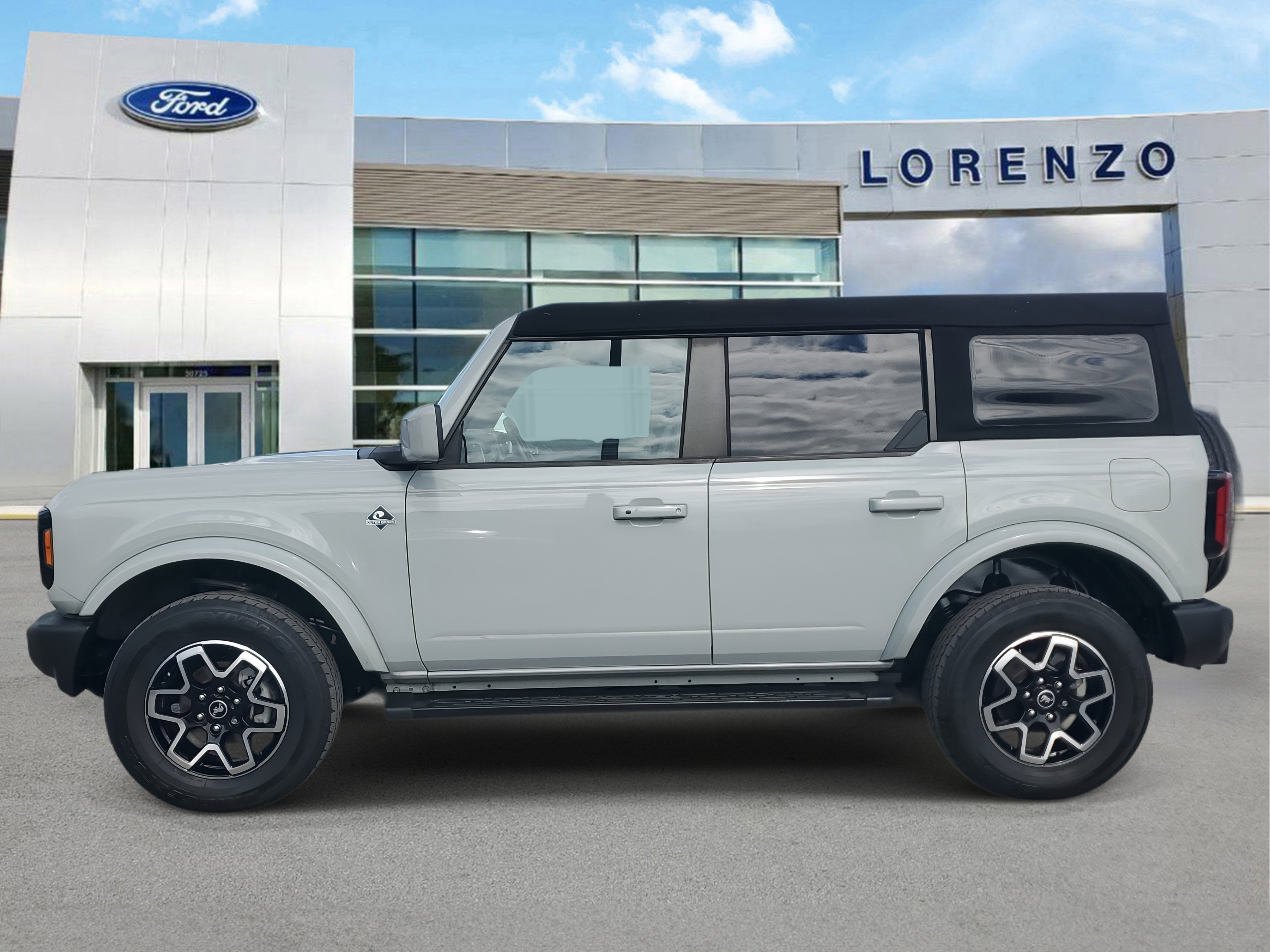2021 Ford Bronco Outer Banks 4WD