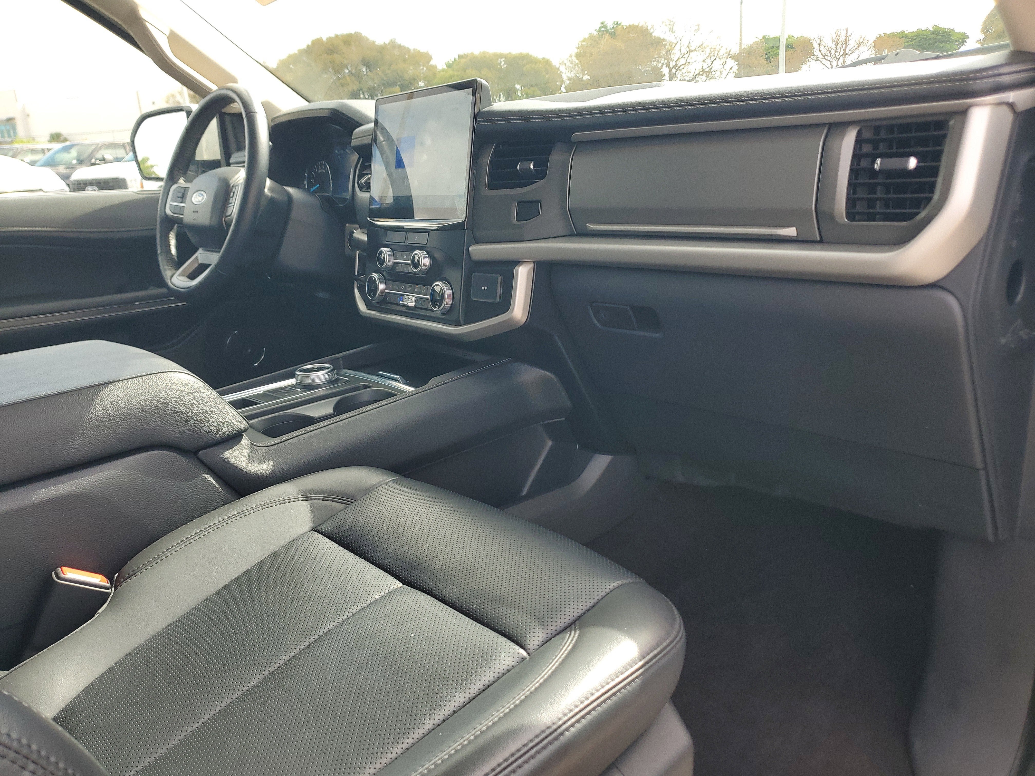 2023 Ford Expedition Max XLT